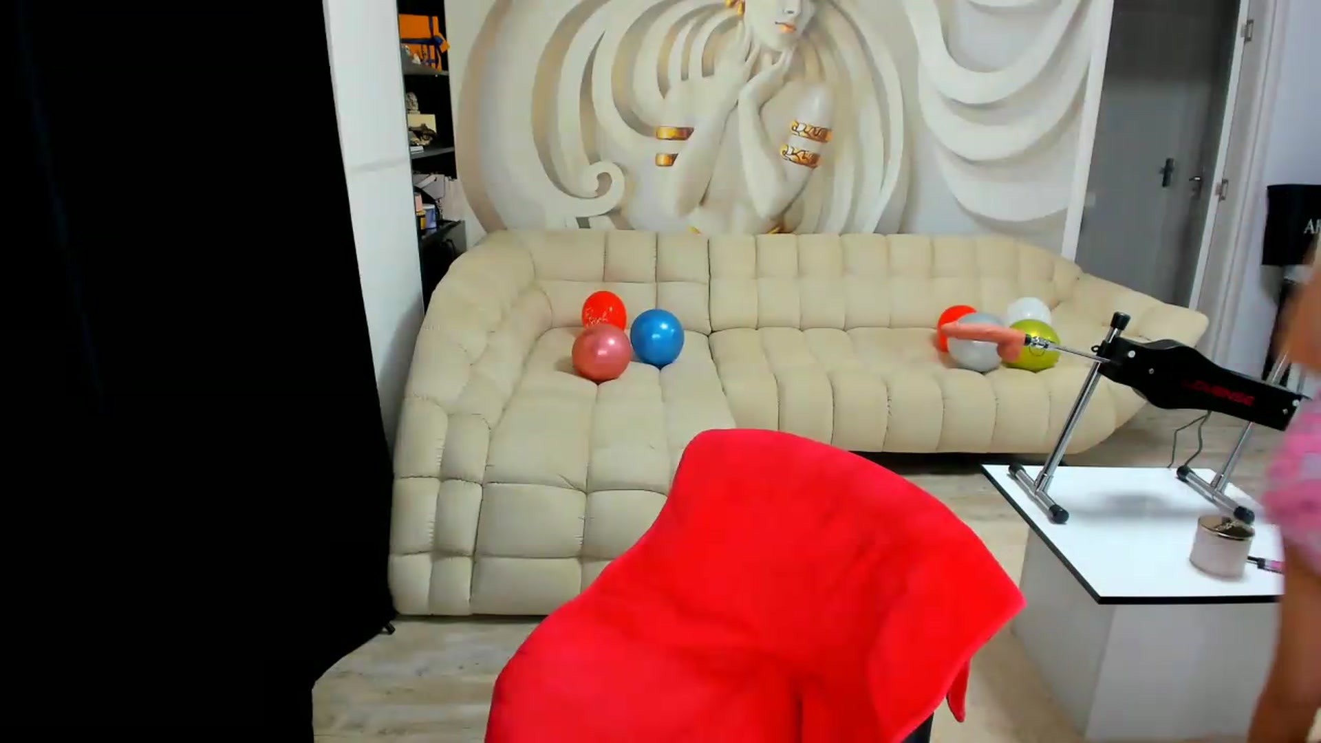 Gallery image thumbnail from HaleySweet18's myfreecams stream on, 09/20/2026, 03:16 image 18 of 20