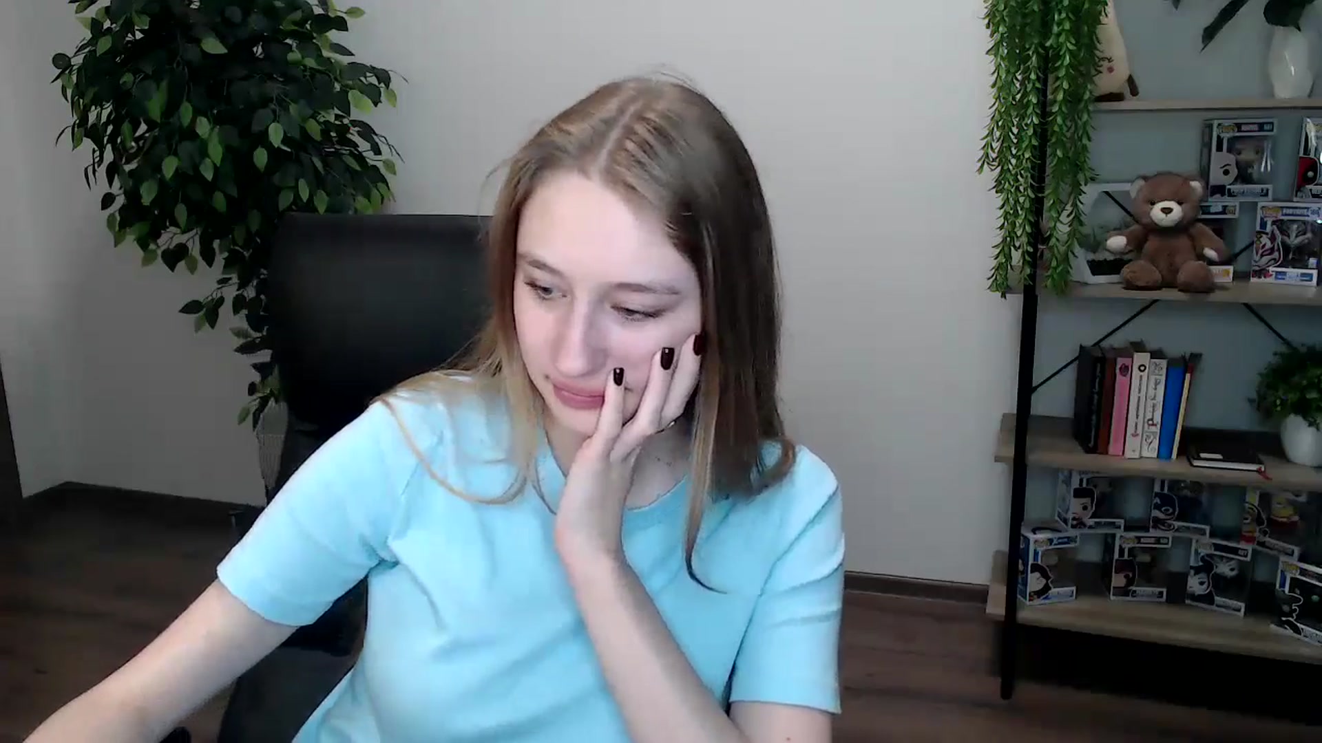 Gallery image thumbnail from HaleyVixen's myfreecams stream on, 11/15/2024, 14:47 image 20 of 20