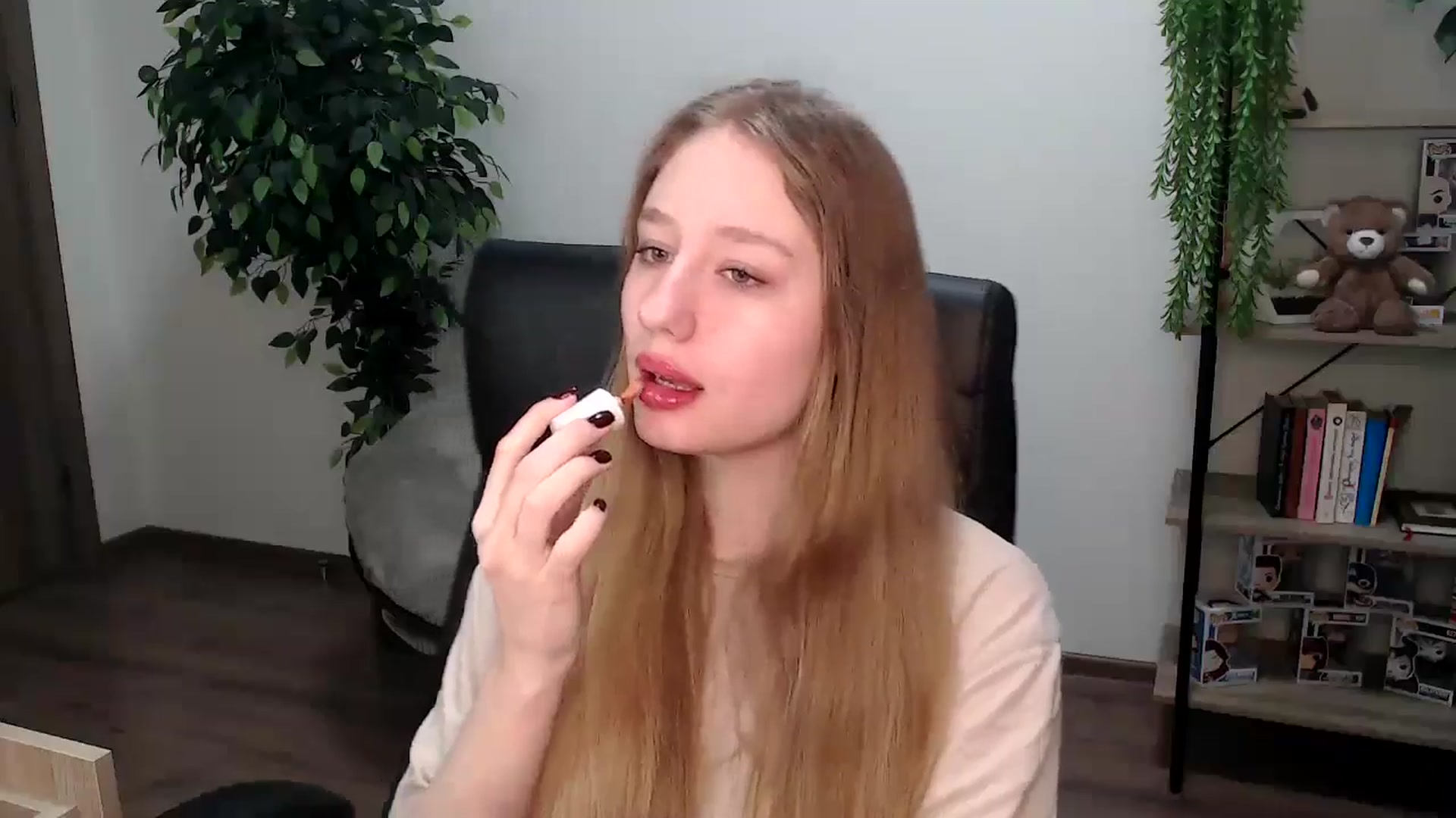 Gallery image thumbnail from HaleyVixen's myfreecams stream on, 11/17/2024, 09:26 image 19 of 20