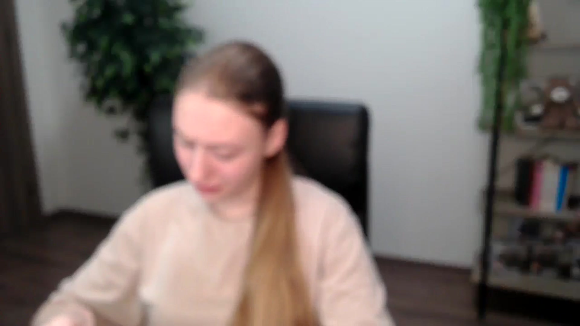 Gallery image thumbnail from HaleyVixen's myfreecams stream on, 11/18/2024, 09:44 image 20 of 20