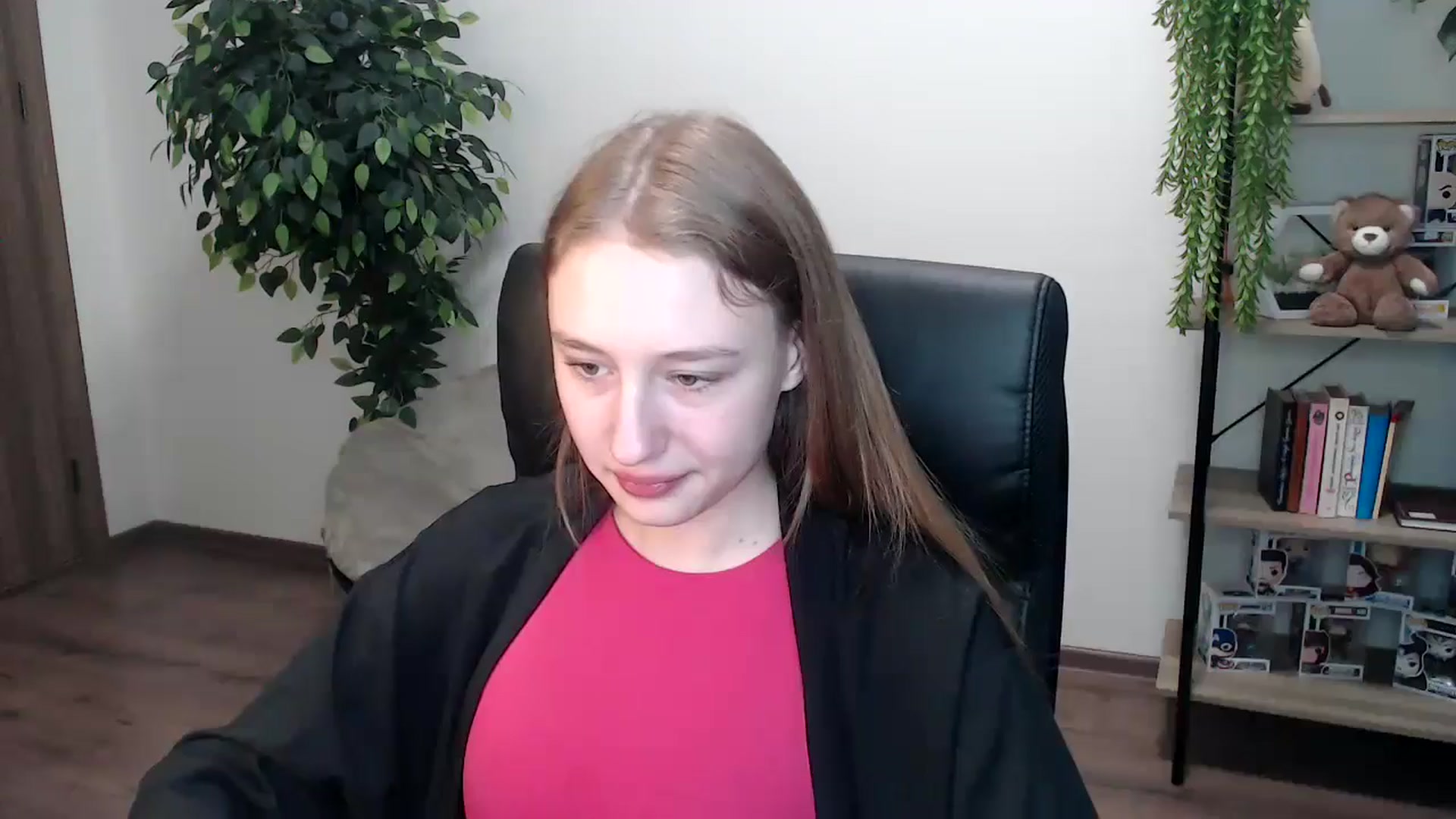 Gallery image thumbnail from HaleyVixen's myfreecams stream on, 11/20/2024, 13:04 image 3 of 20