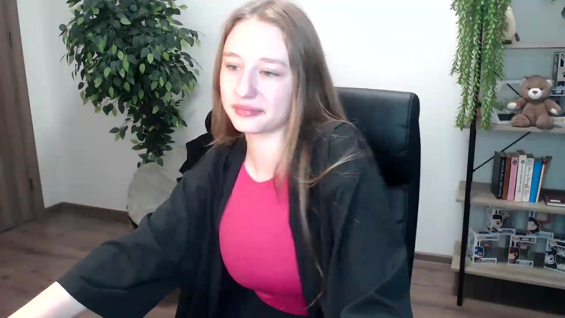 Gallery image thumbnail from HaleyVixen's myfreecams stream on, 11/20/2024, 13:04 image 11 of 20