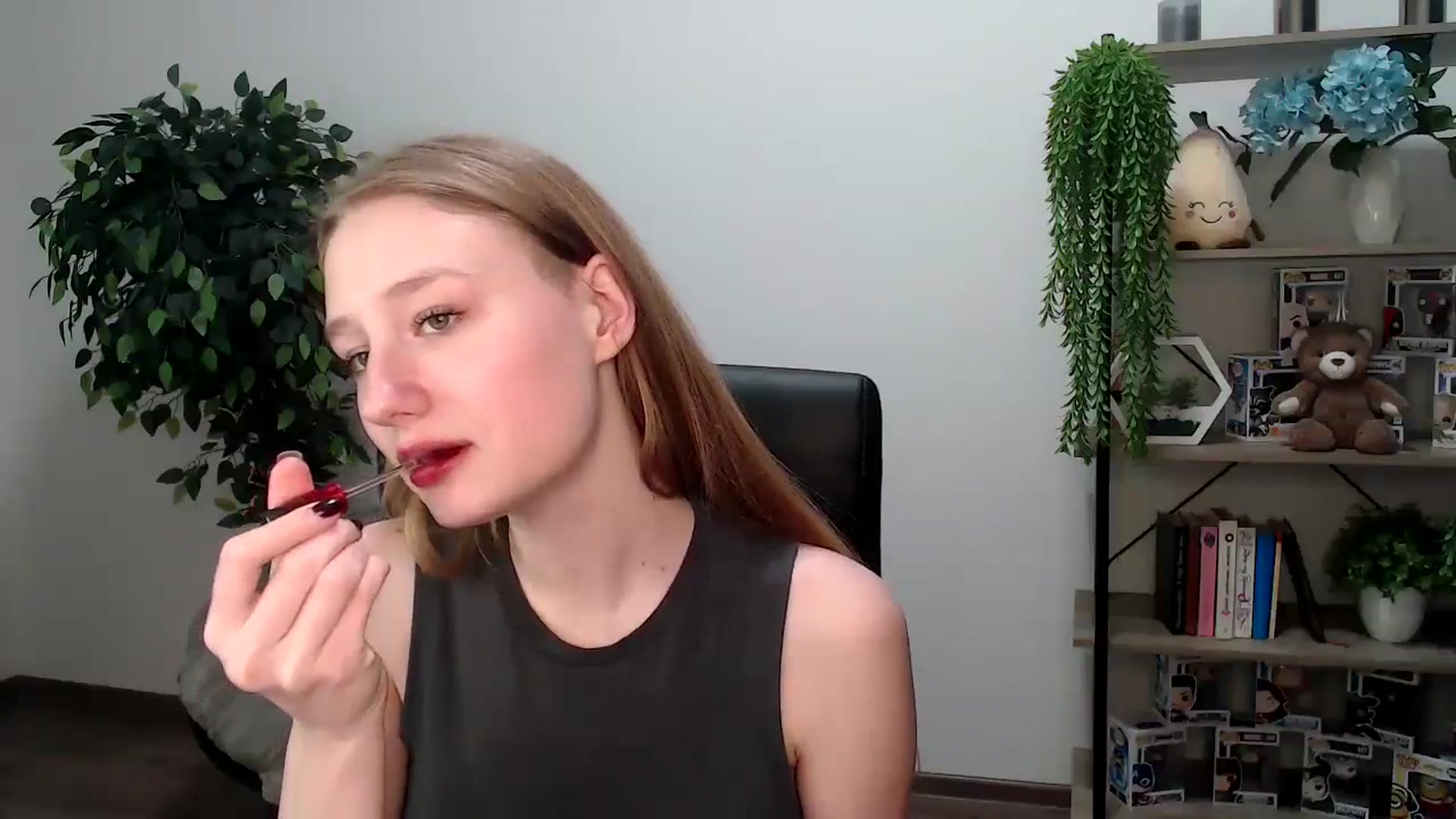 Gallery image thumbnail from HaleyVixen's myfreecams stream on, 11/24/2024, 12:59 image 11 of 20
