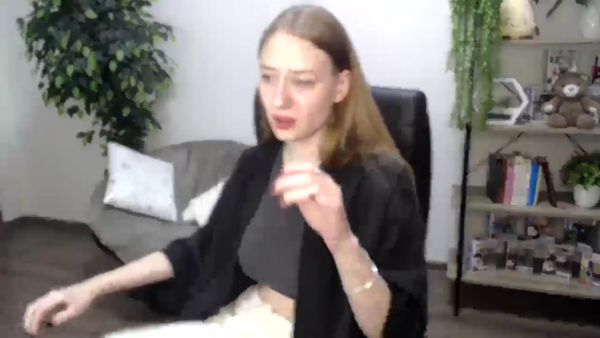 Gallery image thumbnail from HaleyVixen's myfreecams stream on, 11/25/2024, 10:13 image 12 of 20