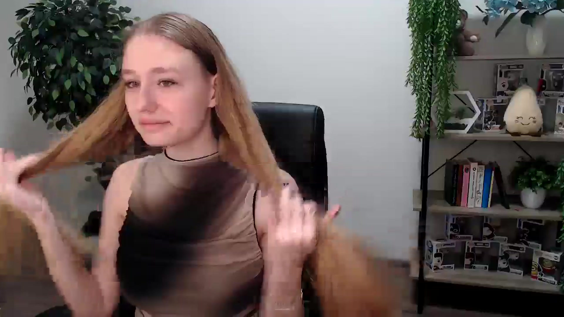 Gallery image thumbnail from HaleyVixen's myfreecams stream on, 11/26/2024, 09:32 image 3 of 20