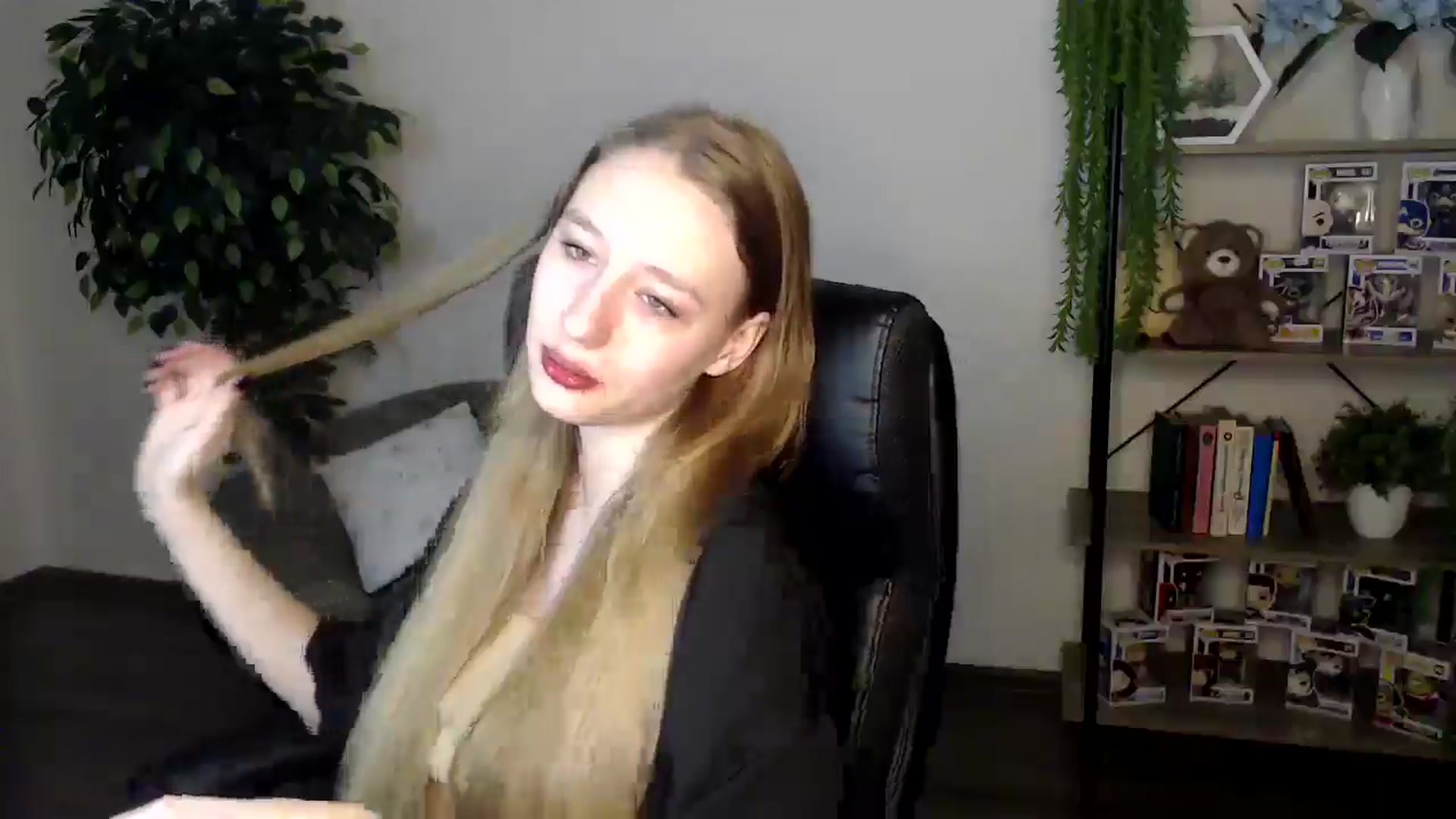Gallery image thumbnail from HaleyVixen's myfreecams stream on, 11/27/2024, 10:03 image 11 of 20