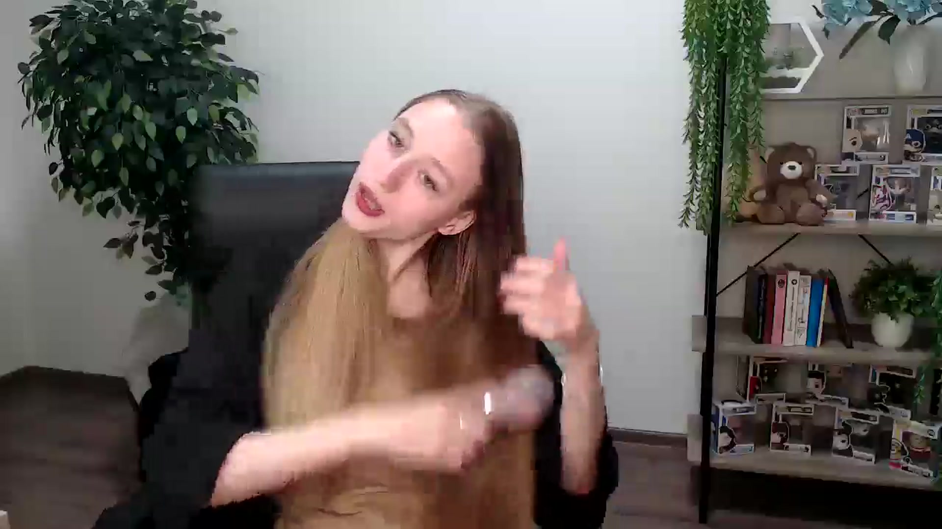 Gallery image thumbnail from HaleyVixen's myfreecams stream on, 11/27/2024, 10:03 image 4 of 20