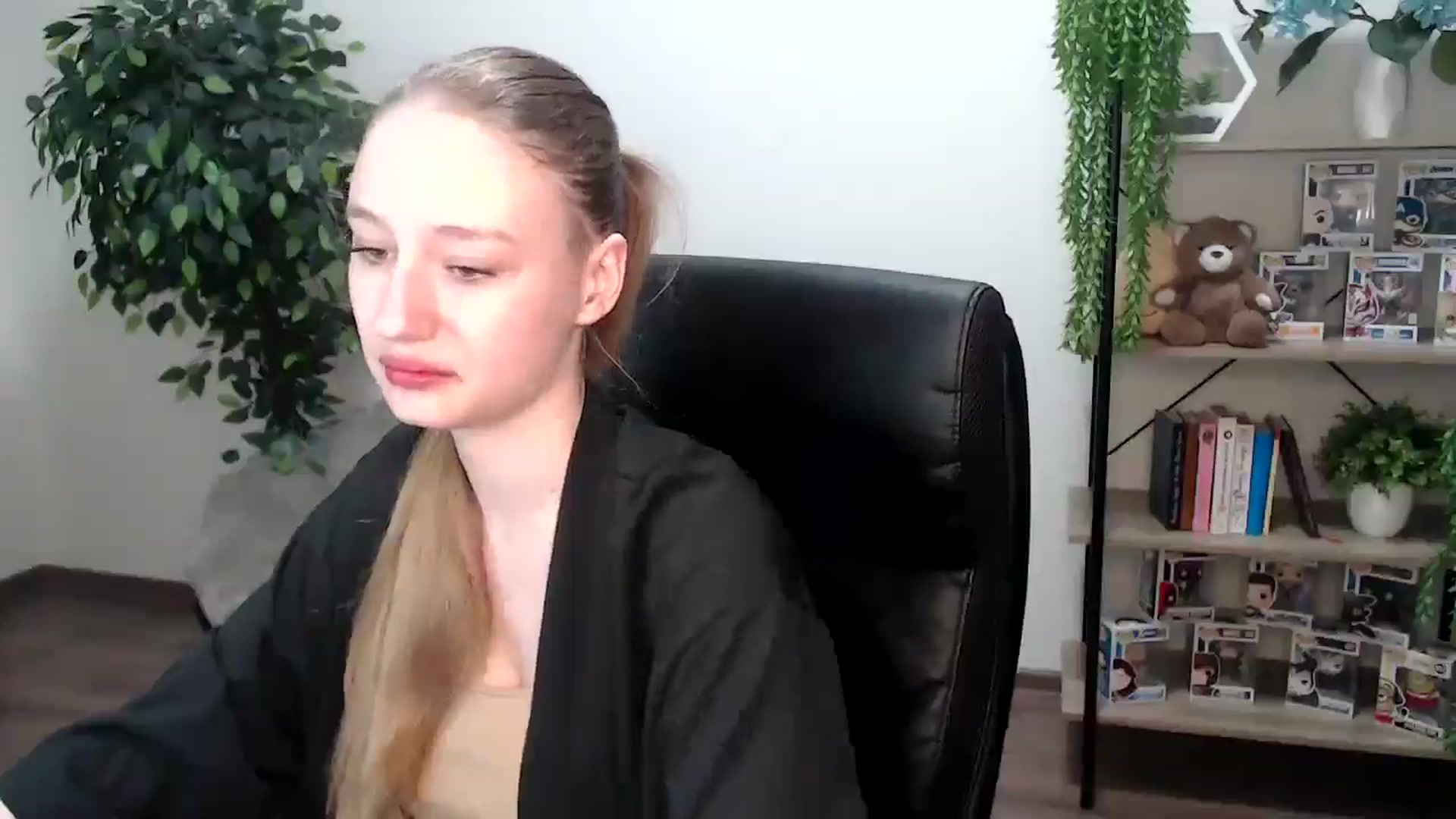 Gallery image thumbnail from HaleyVixen's myfreecams stream on, 11/27/2024, 11:58 image 20 of 20
