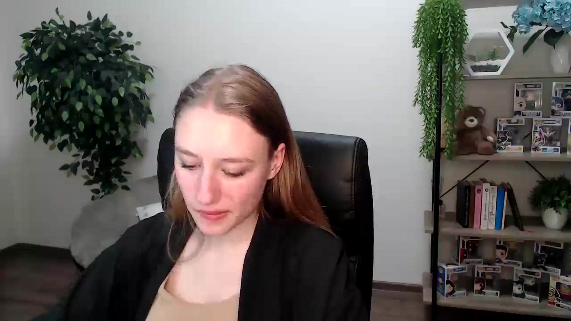 Gallery image thumbnail from HaleyVixen's myfreecams stream on, 11/27/2024, 14:51 image 19 of 20