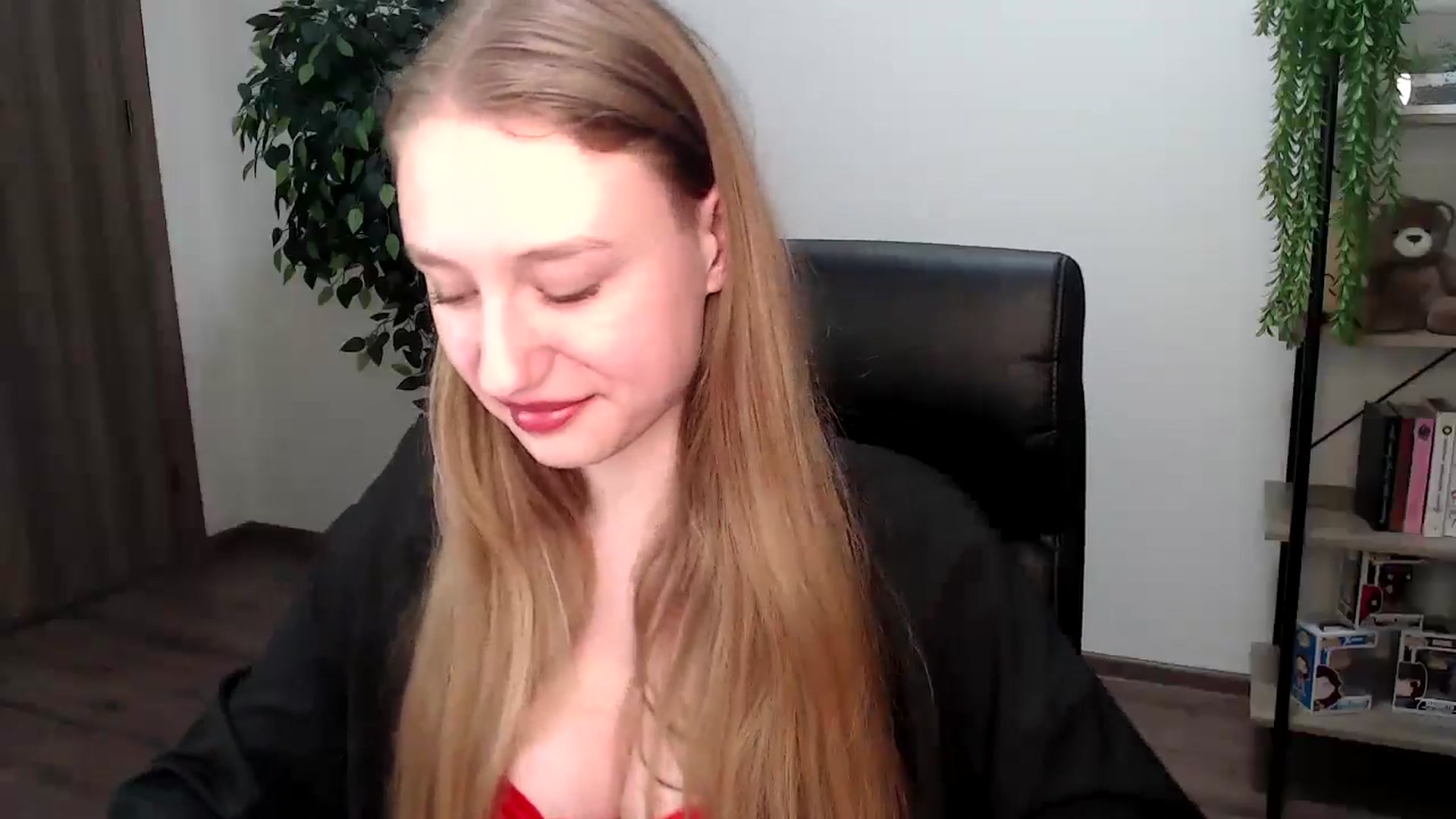 Gallery image thumbnail from HaleyVixen's myfreecams stream on, 11/29/2024, 11:14 image 18 of 20