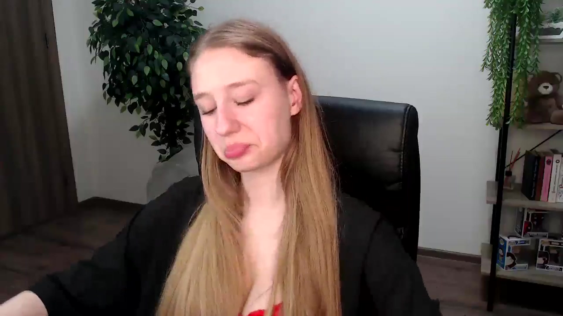Gallery image thumbnail from HaleyVixen's myfreecams stream on, 11/30/2024, 12:47 image 2 of 20