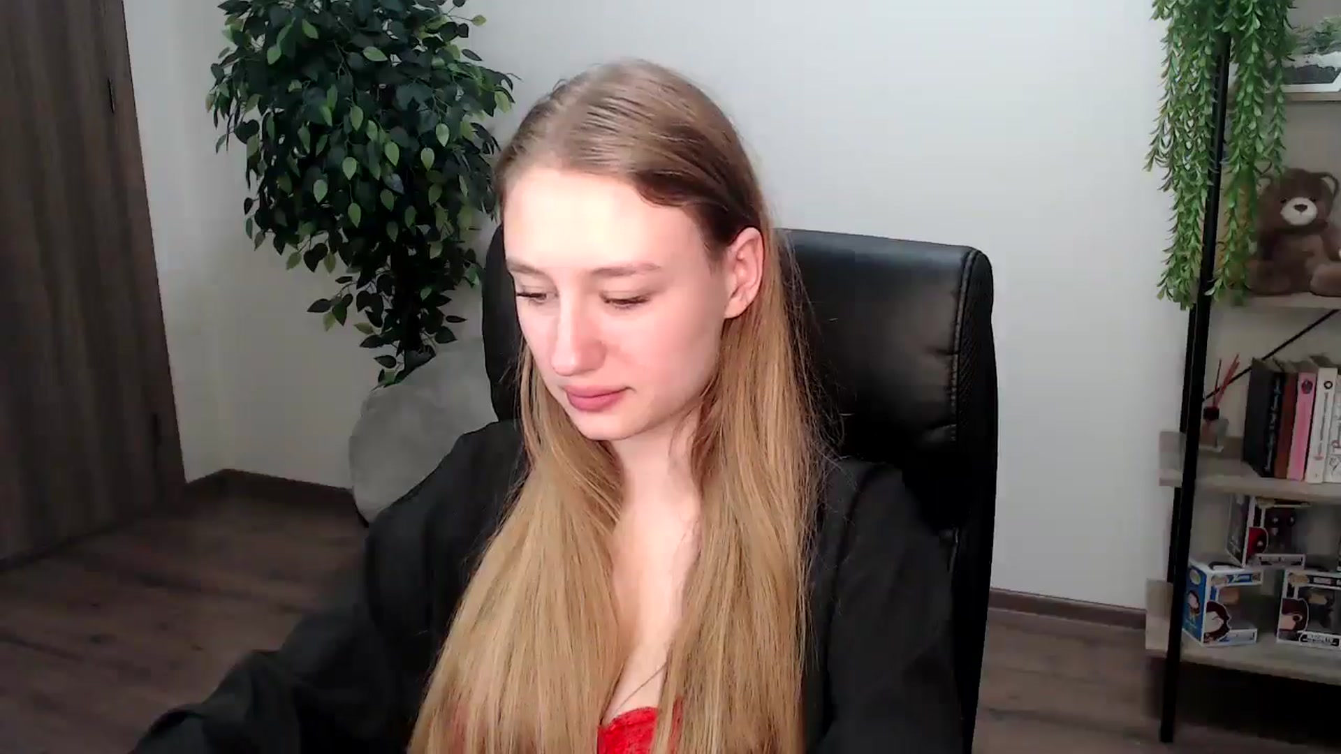 Gallery image thumbnail from HaleyVixen's myfreecams stream on, 11/30/2024, 12:47 image 3 of 20