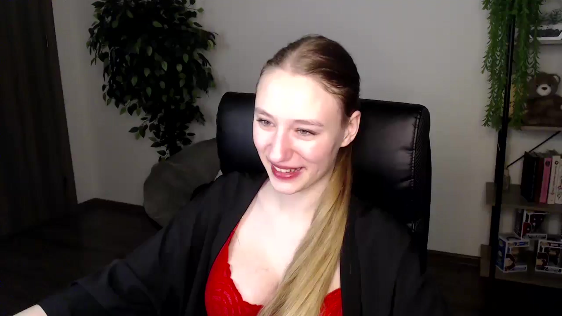 Gallery image thumbnail from HaleyVixen's myfreecams stream on, 11/30/2024, 14:47 image 11 of 20