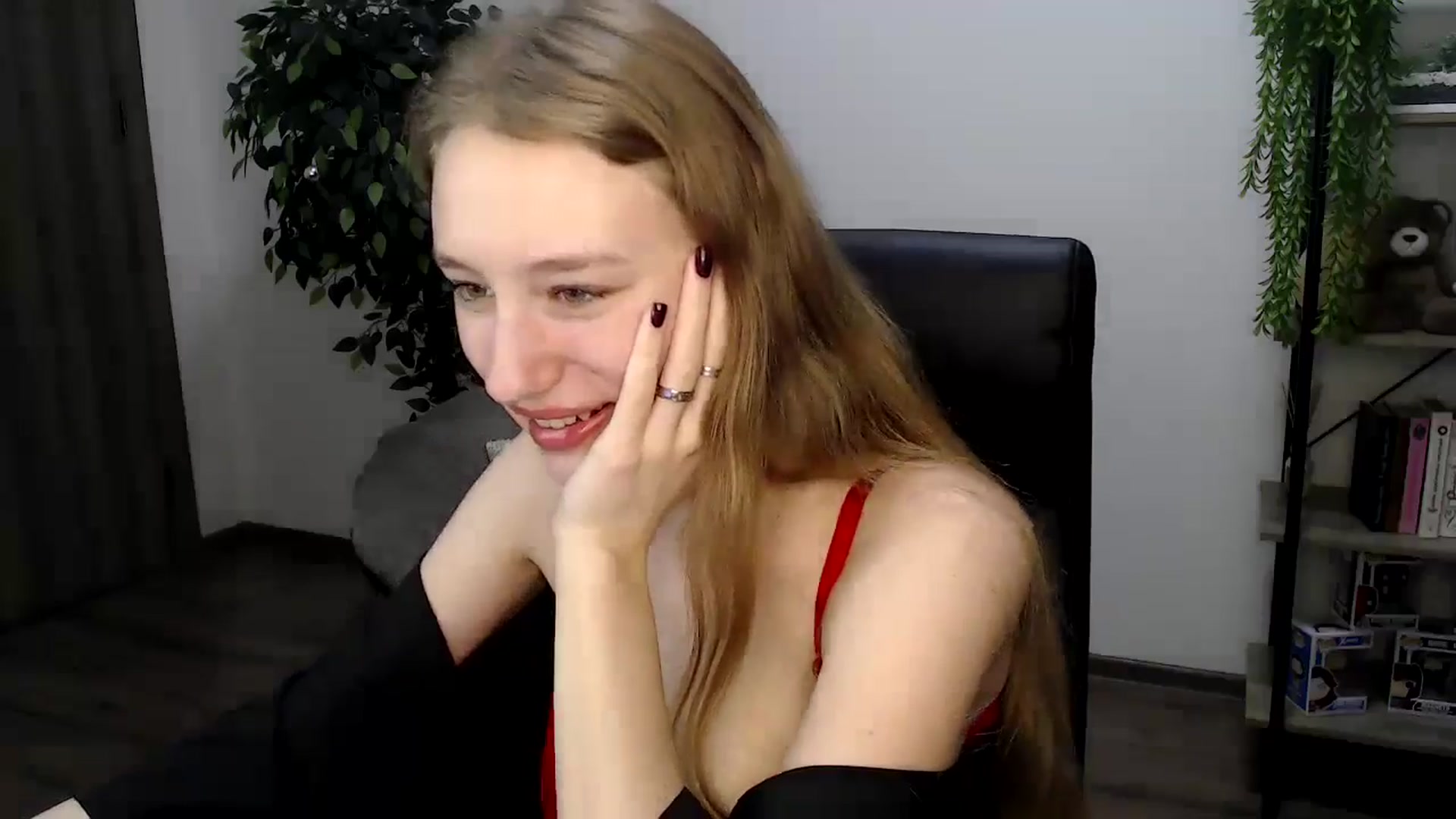 Gallery image thumbnail from HaleyVixen's myfreecams stream on, 12/02/2024, 12:37 image 7 of 20