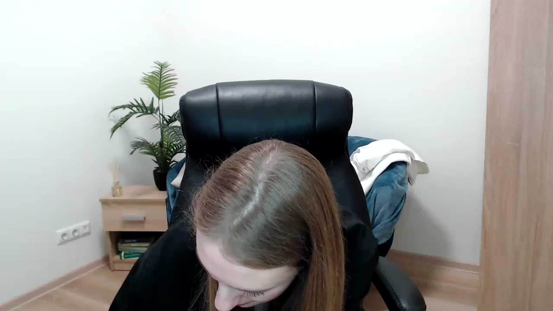 Gallery image thumbnail from HaleyVixen's myfreecams stream on, 12/09/2024, 09:20 image 15 of 20