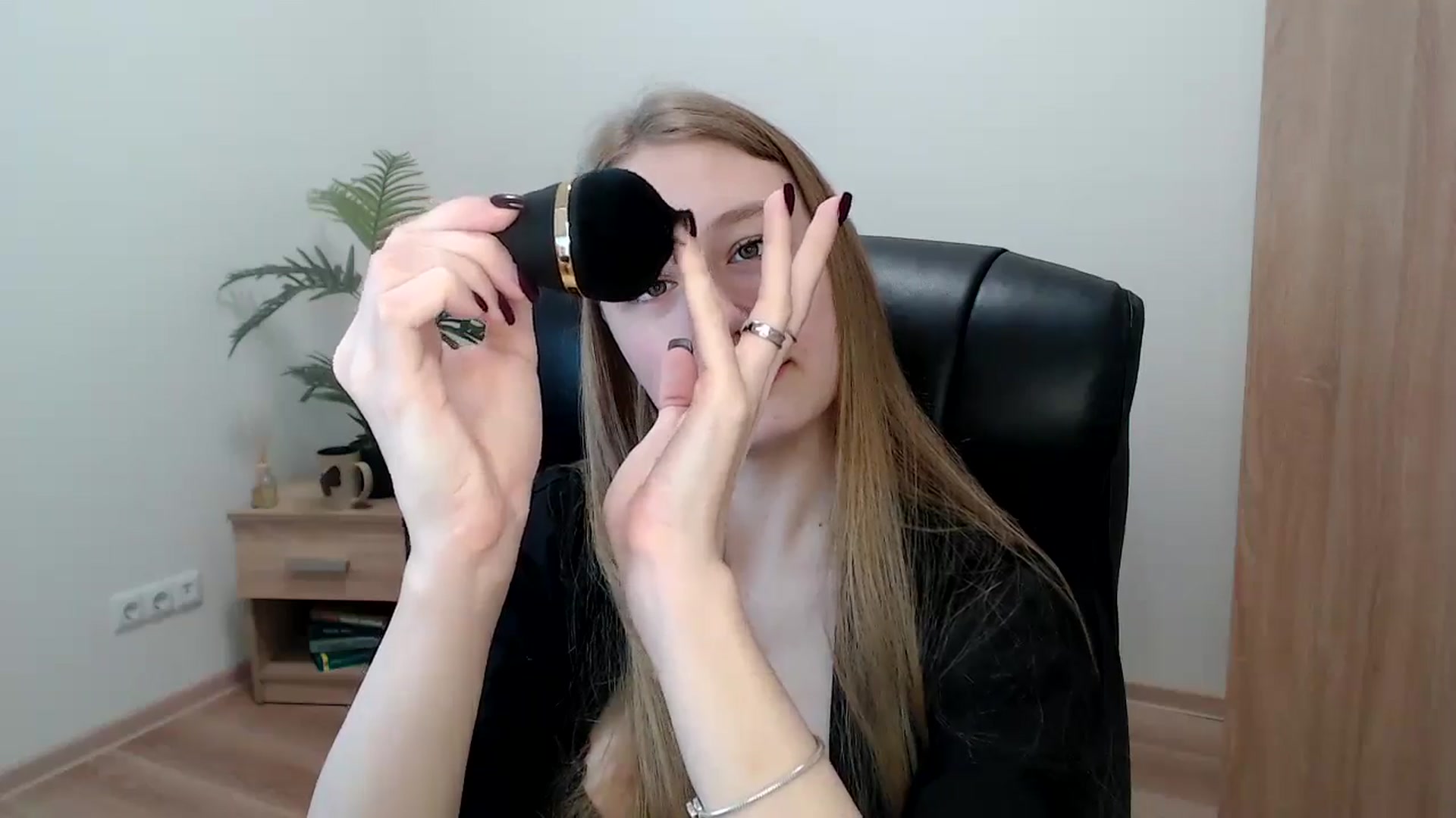 Gallery image thumbnail from HaleyVixen's myfreecams stream on, 12/10/2024, 12:57 image 4 of 20
