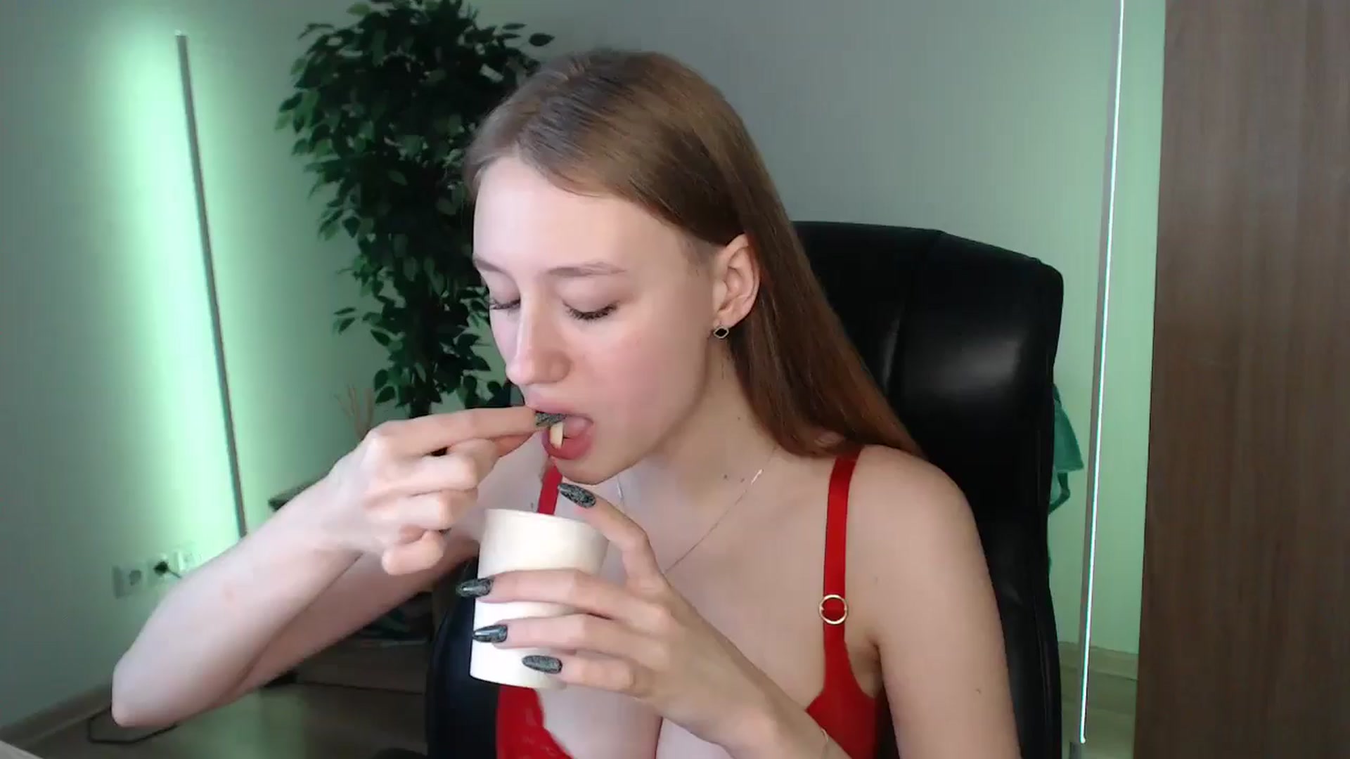 Gallery image thumbnail from HaleyVixen's myfreecams stream on, 01/13/2025, 11:41 image 1 of 20