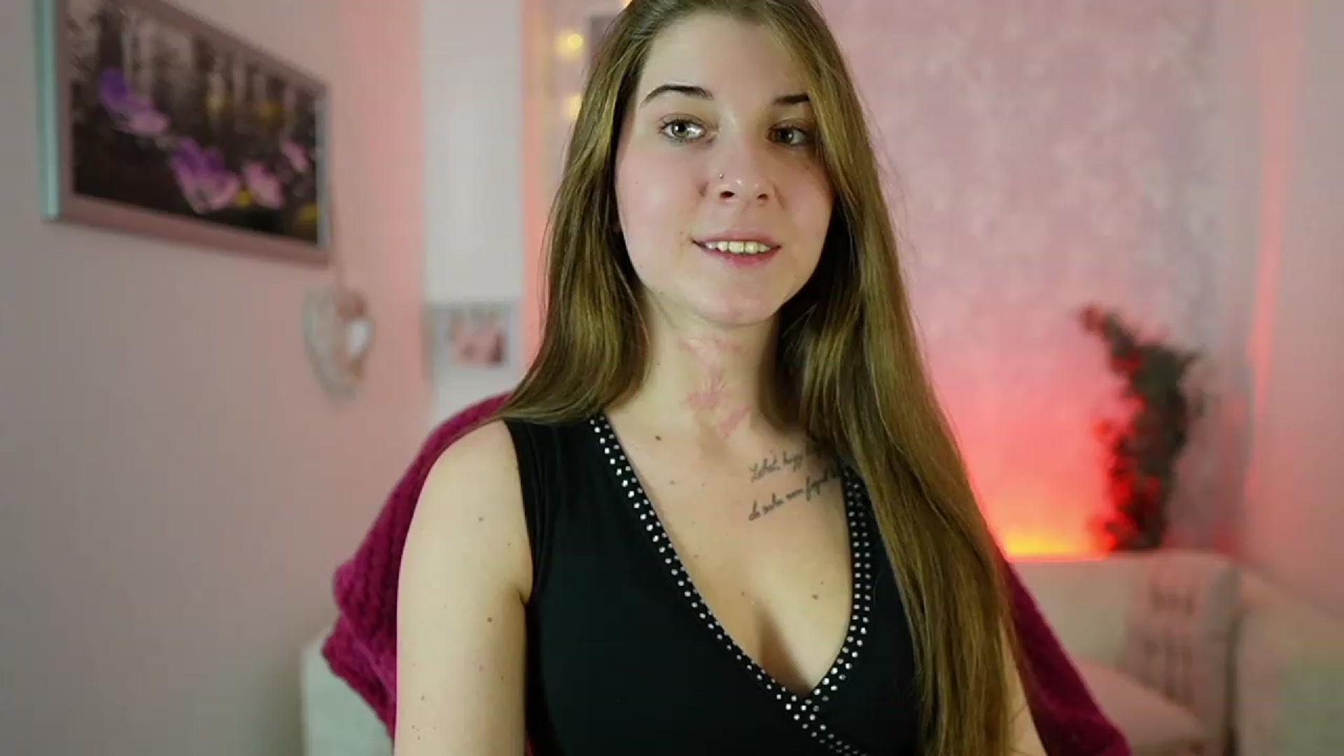 Gallery image thumbnail from Haley_Reed18's myfreecams stream on, 12/20/2023, 17:14 image 15 of 20