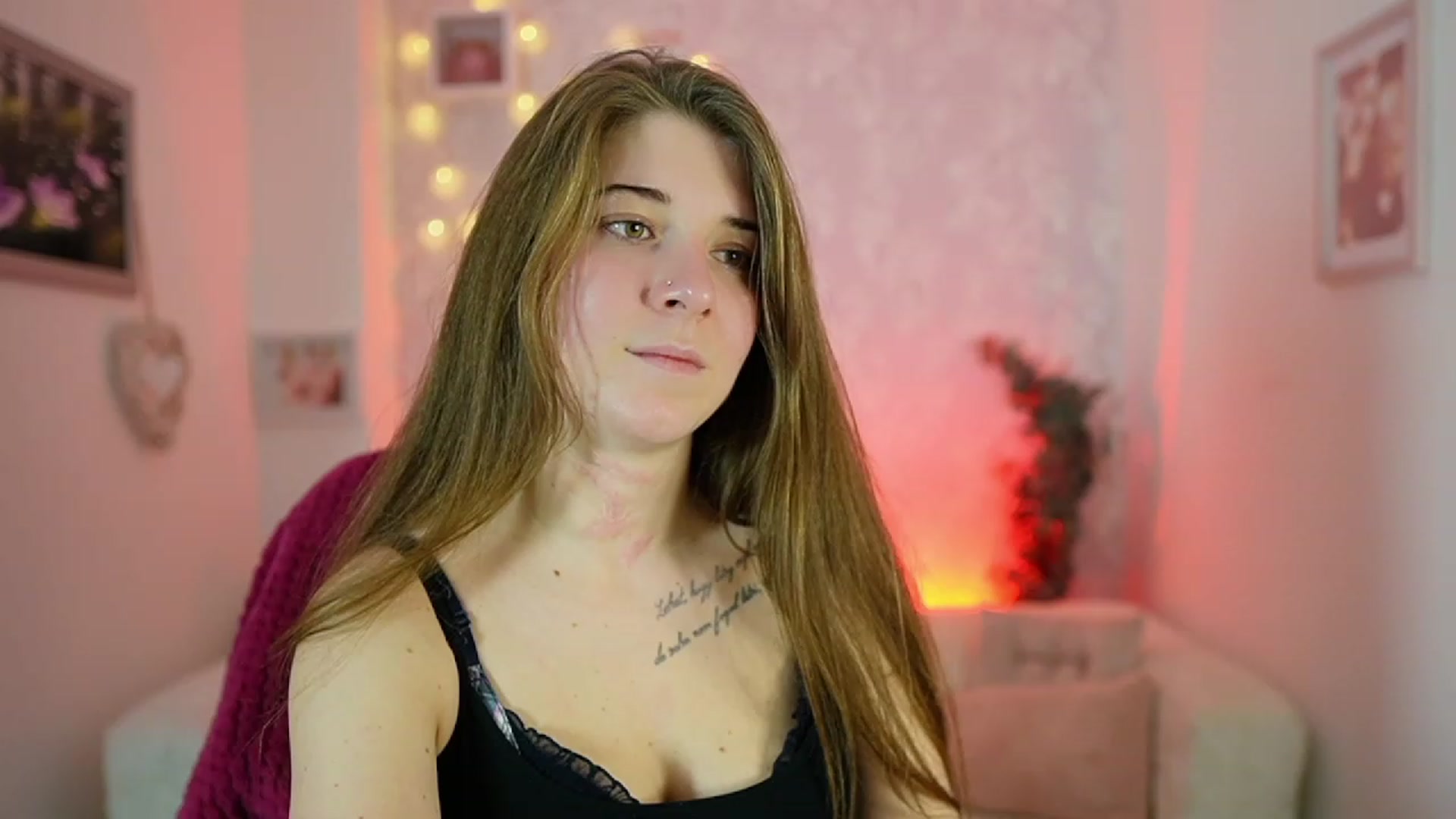 Gallery image thumbnail from Haley_Reed18's myfreecams stream on, 01/02/2024, 16:06 image 8 of 20