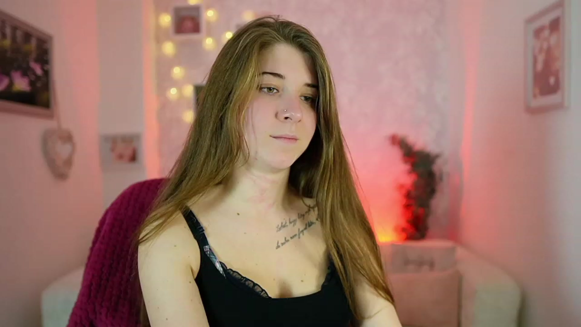 Gallery image thumbnail from Haley_Reed18's myfreecams stream on, 01/02/2024, 16:06 image 7 of 20