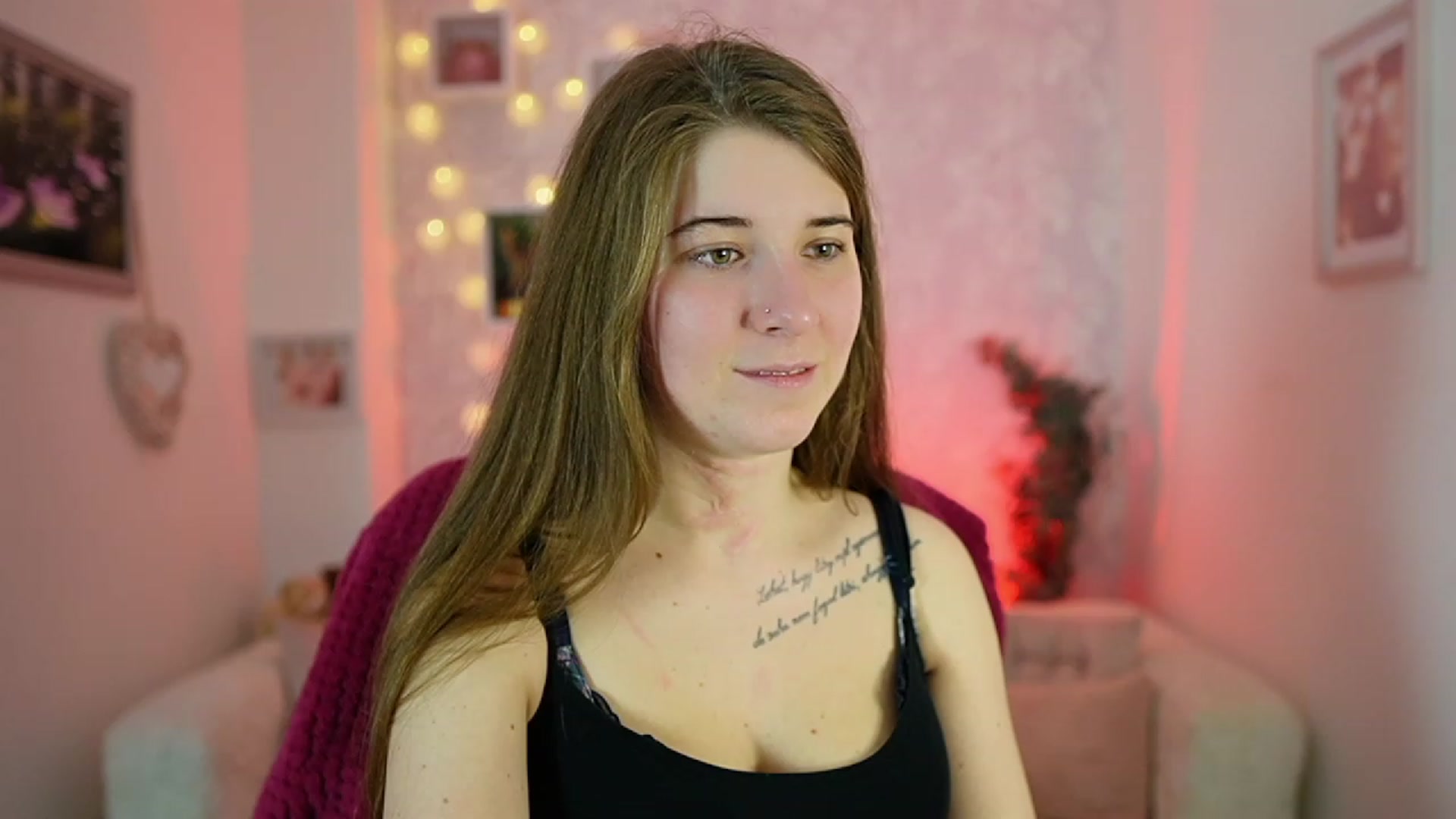 Gallery image thumbnail from Haley_Reed18's myfreecams stream on, 01/02/2024, 16:06 image 2 of 20