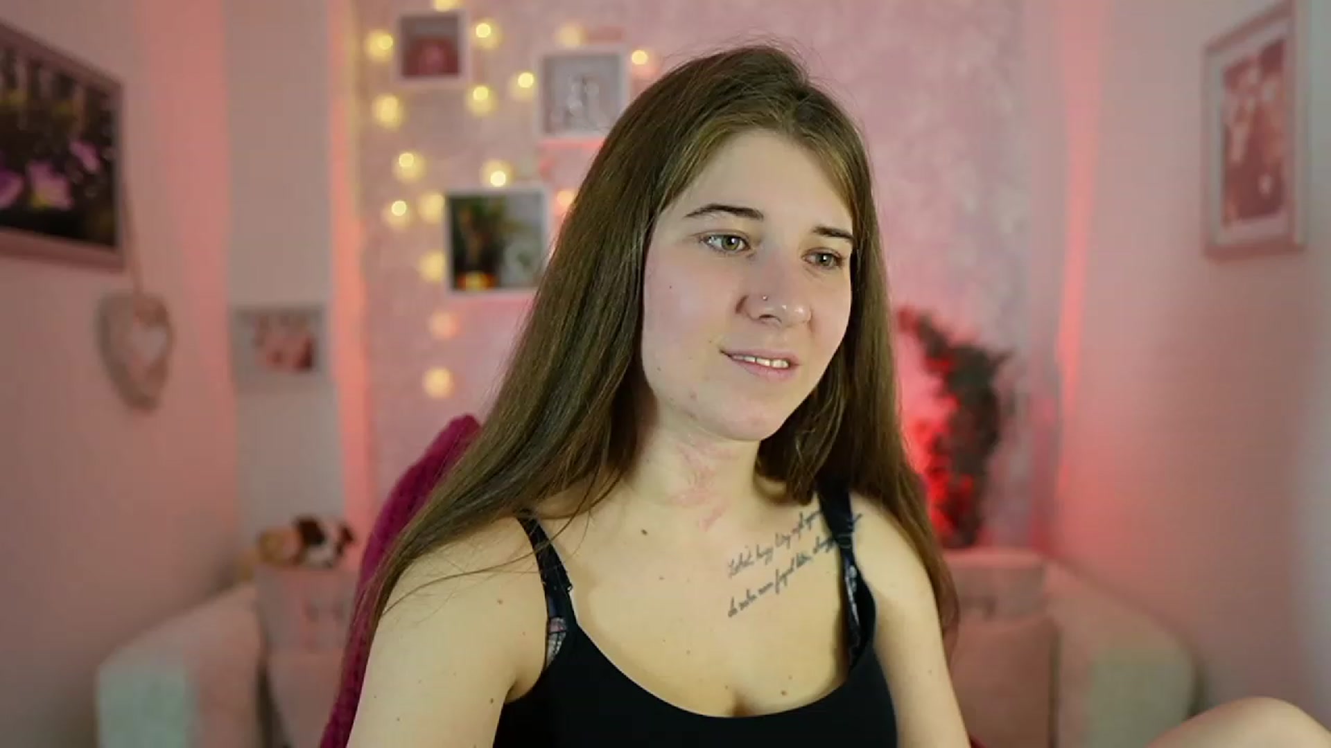 Gallery image thumbnail from Haley_Reed18's myfreecams stream on, 01/02/2024, 17:51 image 6 of 20