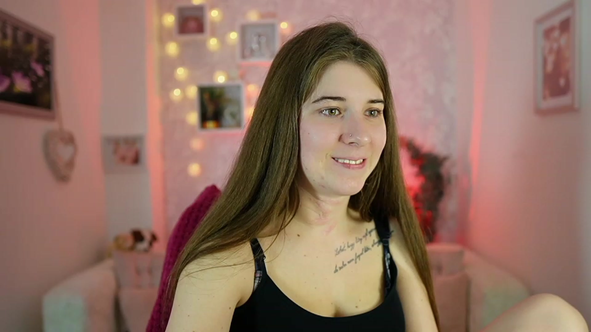 Gallery image thumbnail from Haley_Reed18's myfreecams stream on, 01/02/2024, 17:51 image 17 of 20