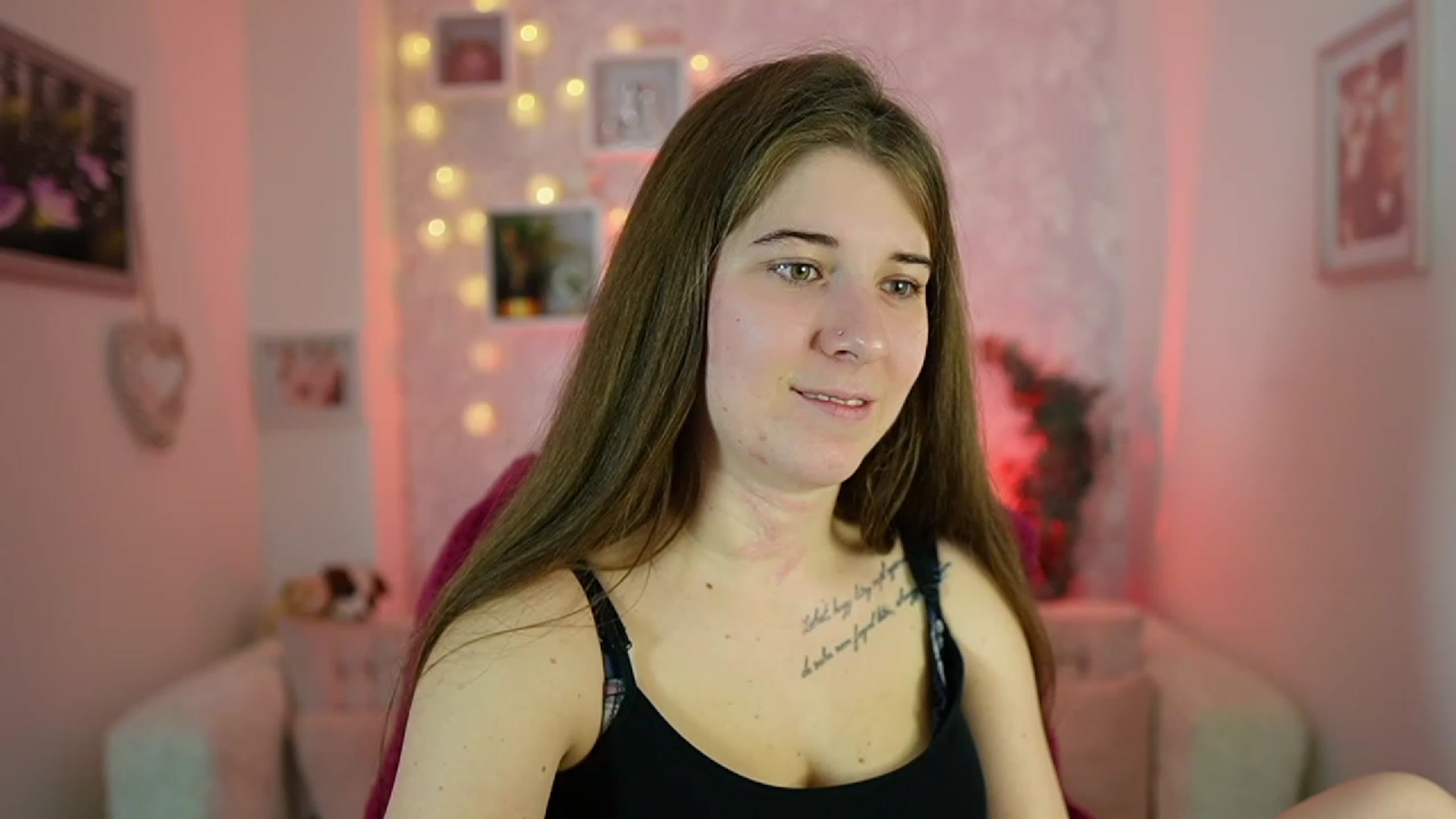 Gallery image thumbnail from Haley_Reed18's myfreecams stream on, 01/02/2024, 17:51 image 7 of 20