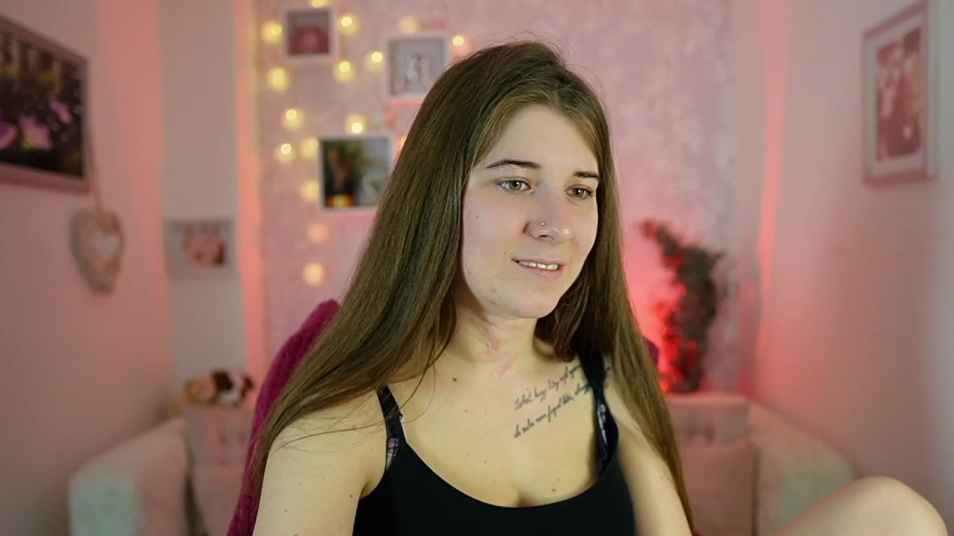 Gallery image thumbnail from Haley_Reed18's myfreecams stream on, 01/02/2024, 17:51 image 18 of 20