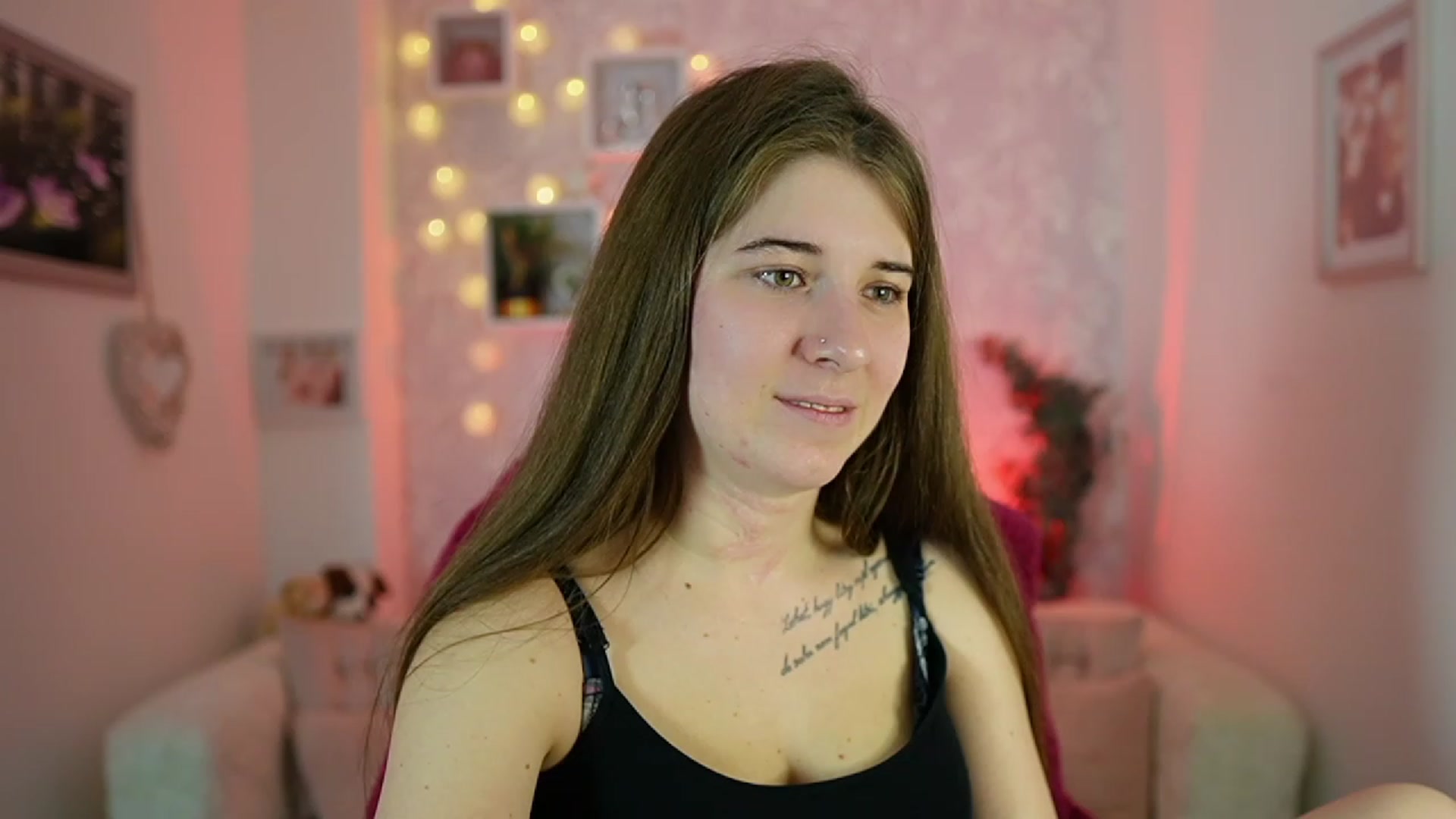 Gallery image thumbnail from Haley_Reed18's myfreecams stream on, 01/02/2024, 17:51 image 12 of 20