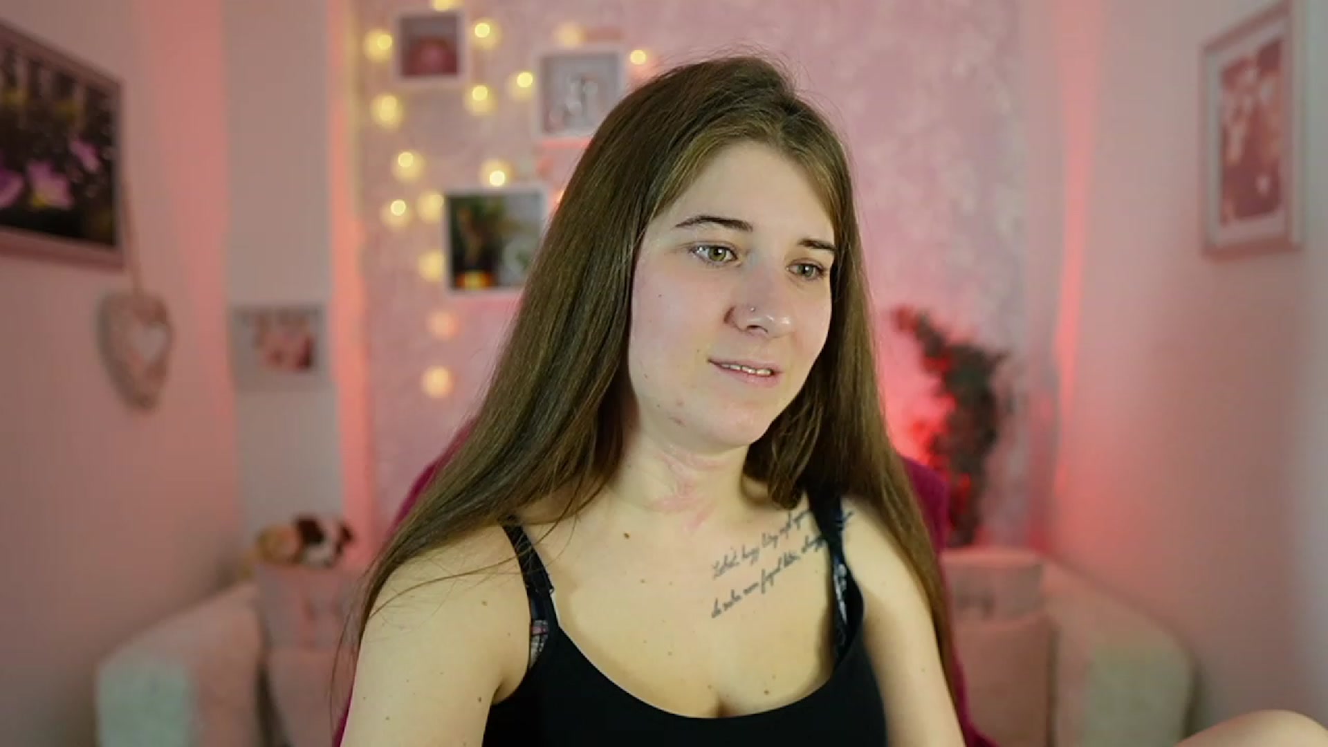 Gallery image thumbnail from Haley_Reed18's myfreecams stream on, 01/02/2024, 17:51 image 10 of 20