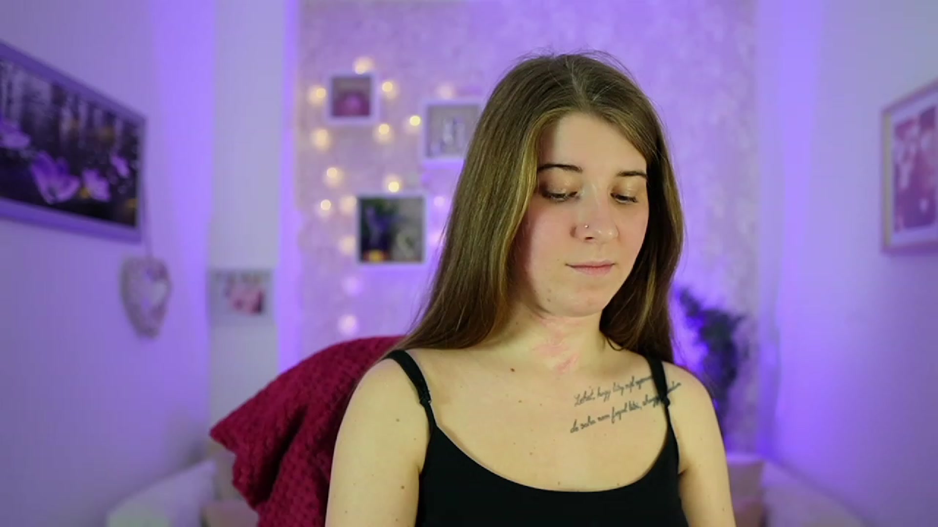 Gallery image thumbnail from Haley_Reed18's myfreecams stream on, 01/08/2024, 15:23 image 12 of 20