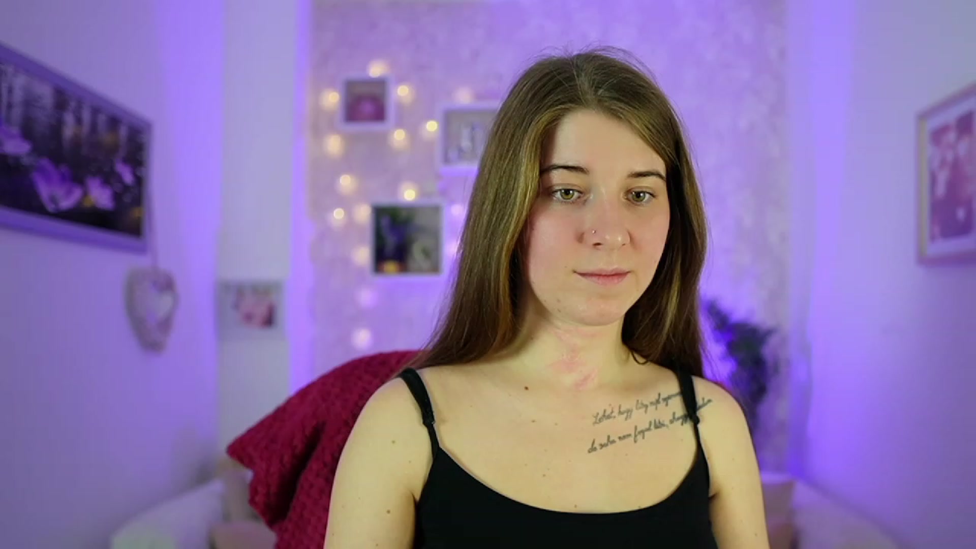 Gallery image thumbnail from Haley_Reed18's myfreecams stream on, 01/08/2024, 15:23 image 9 of 20