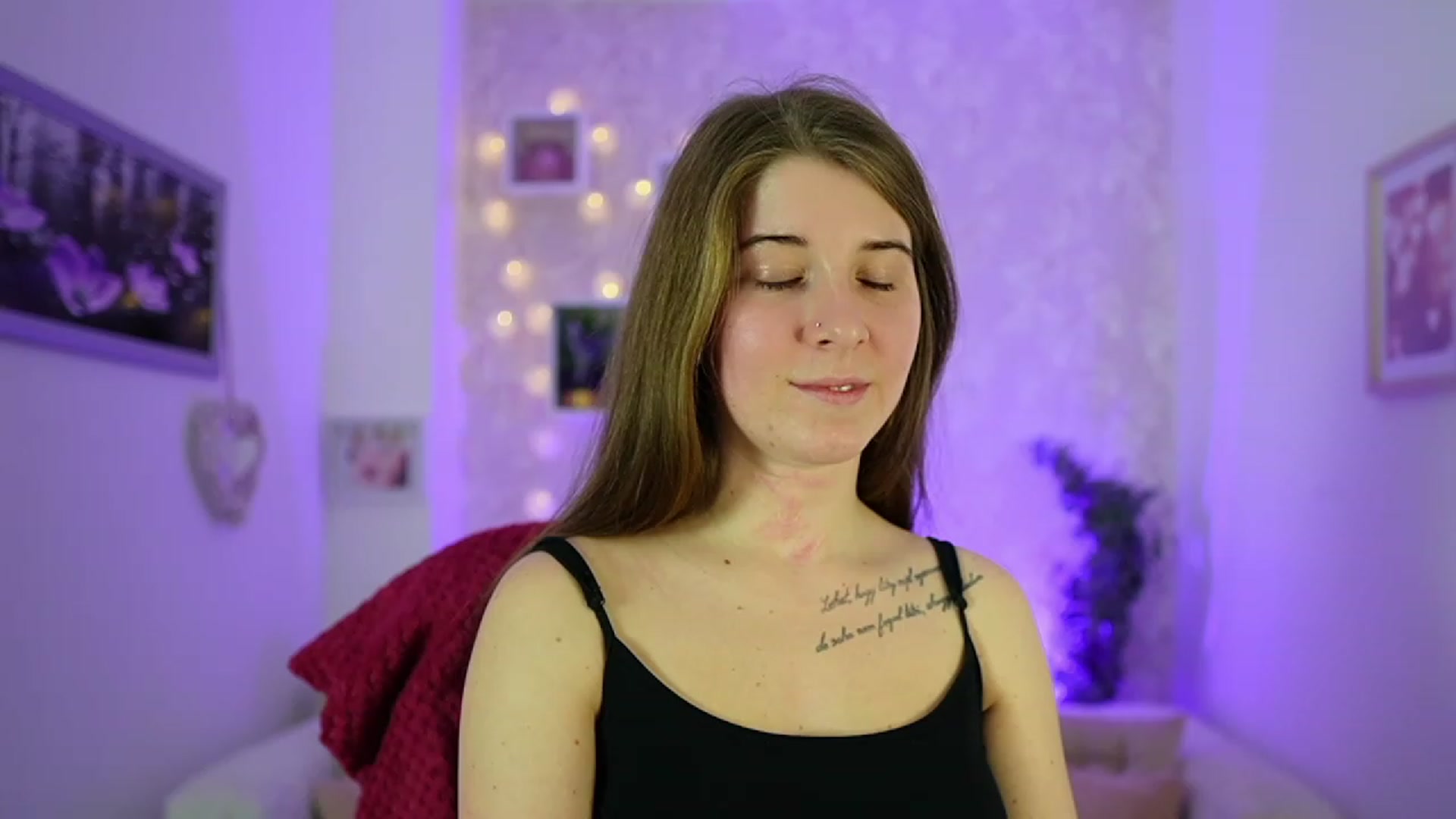 Gallery image thumbnail from Haley_Reed18's myfreecams stream on, 01/08/2024, 15:23 image 3 of 20
