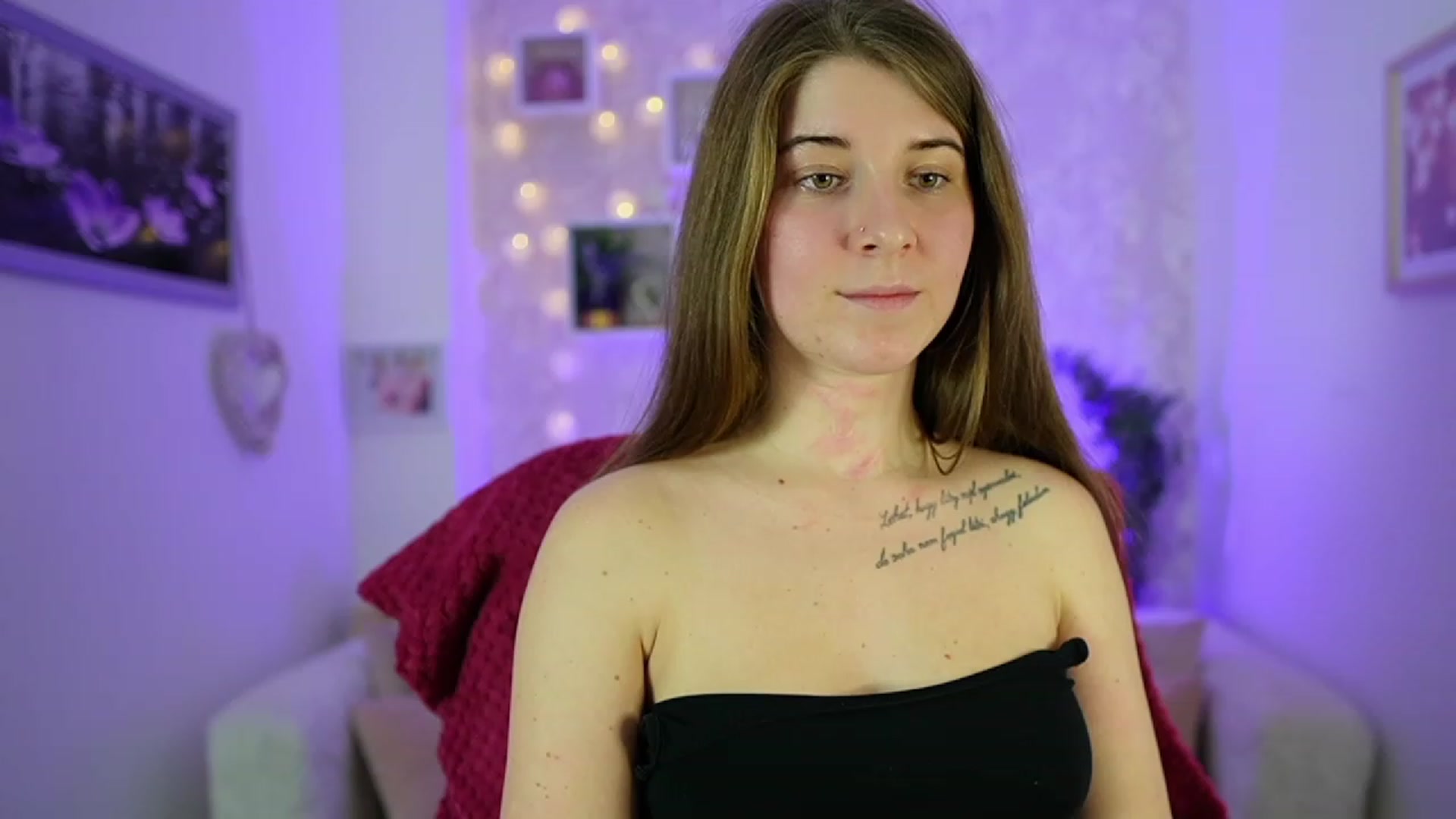 Gallery image thumbnail from Haley_Reed18's myfreecams stream on, 01/08/2024, 15:23 image 18 of 20
