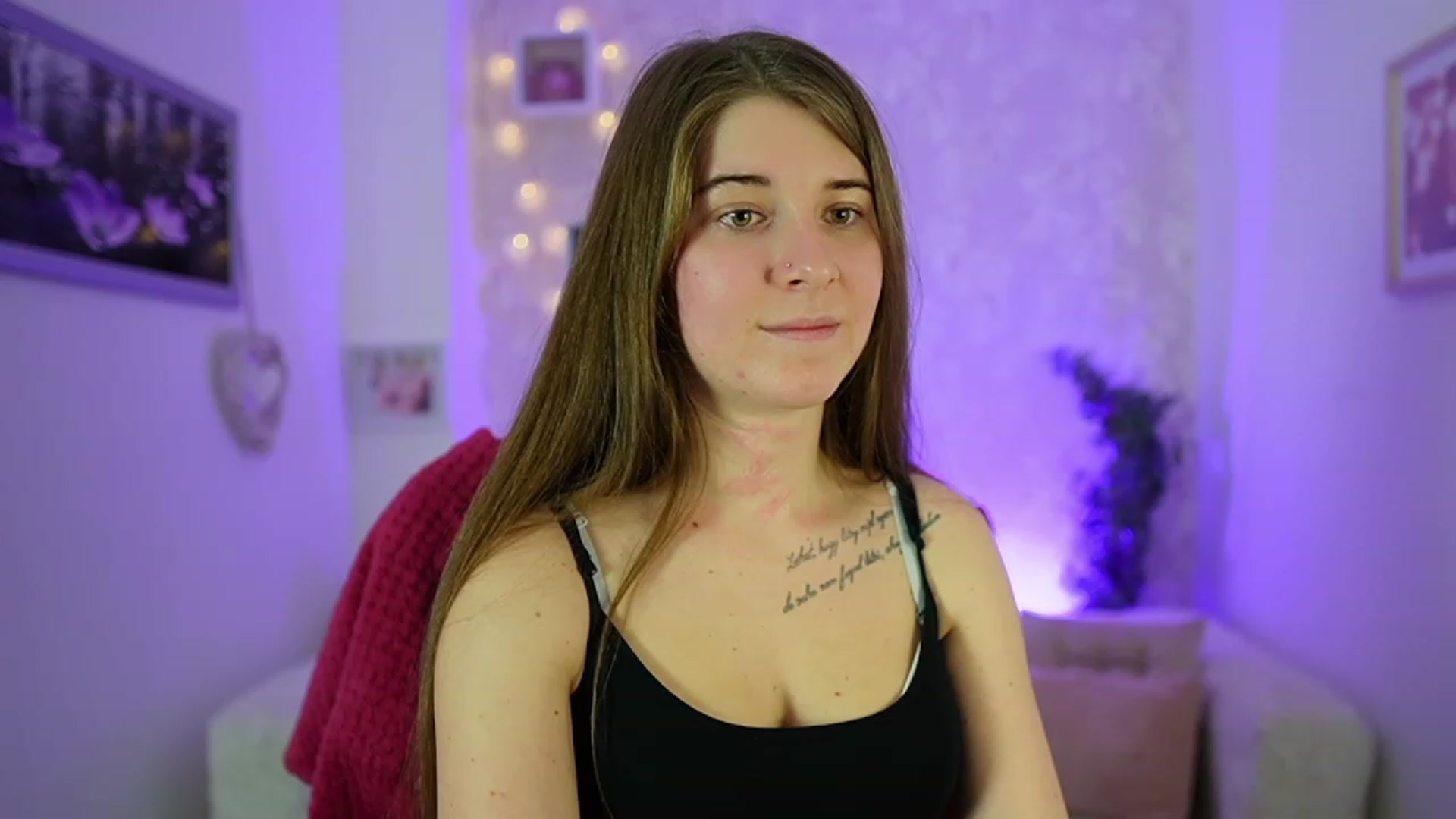 Gallery image thumbnail from Haley_Reed18's myfreecams stream on, 01/08/2024, 17:10 image 12 of 20