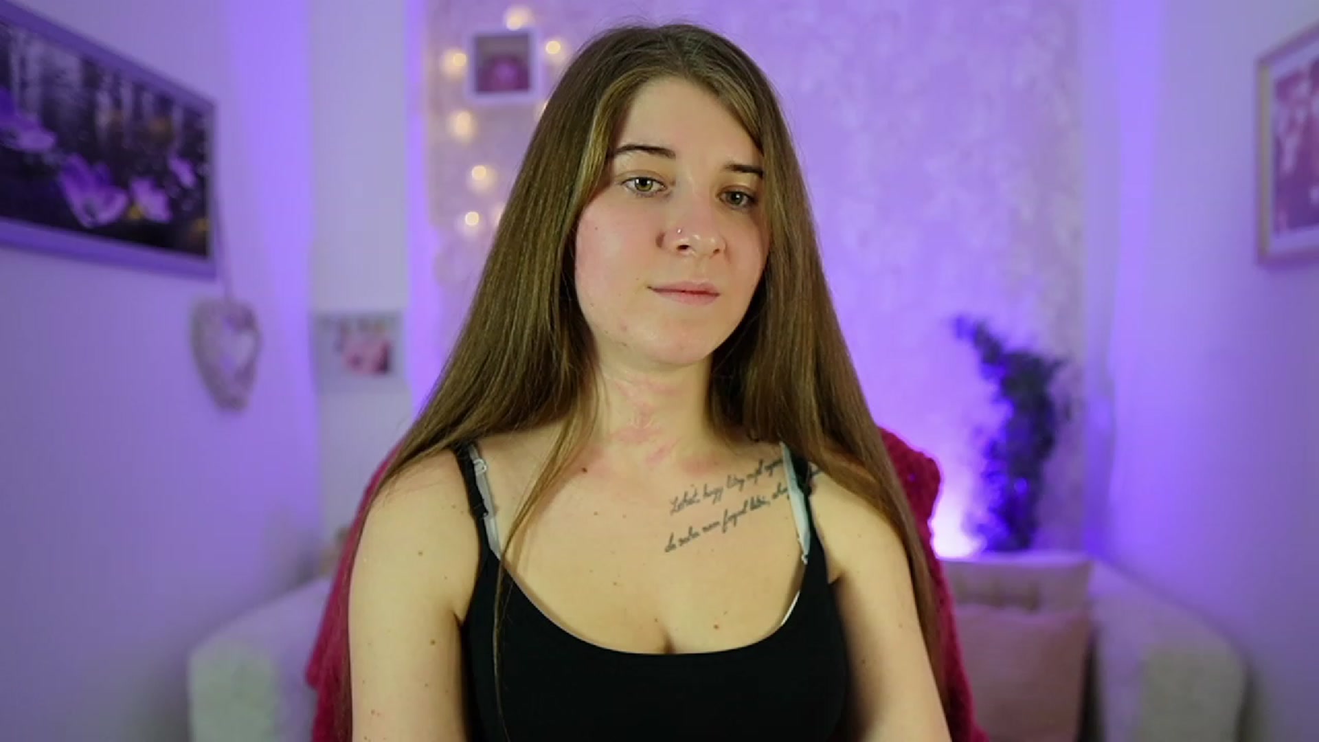 Gallery image thumbnail from Haley_Reed18's myfreecams stream on, 01/08/2024, 17:10 image 10 of 20
