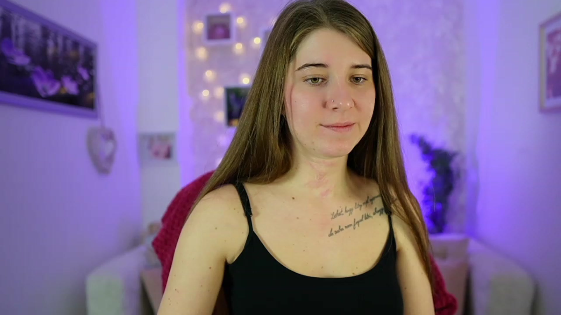 Gallery image thumbnail from Haley_Reed18's myfreecams stream on, 01/08/2024, 19:11 image 5 of 20