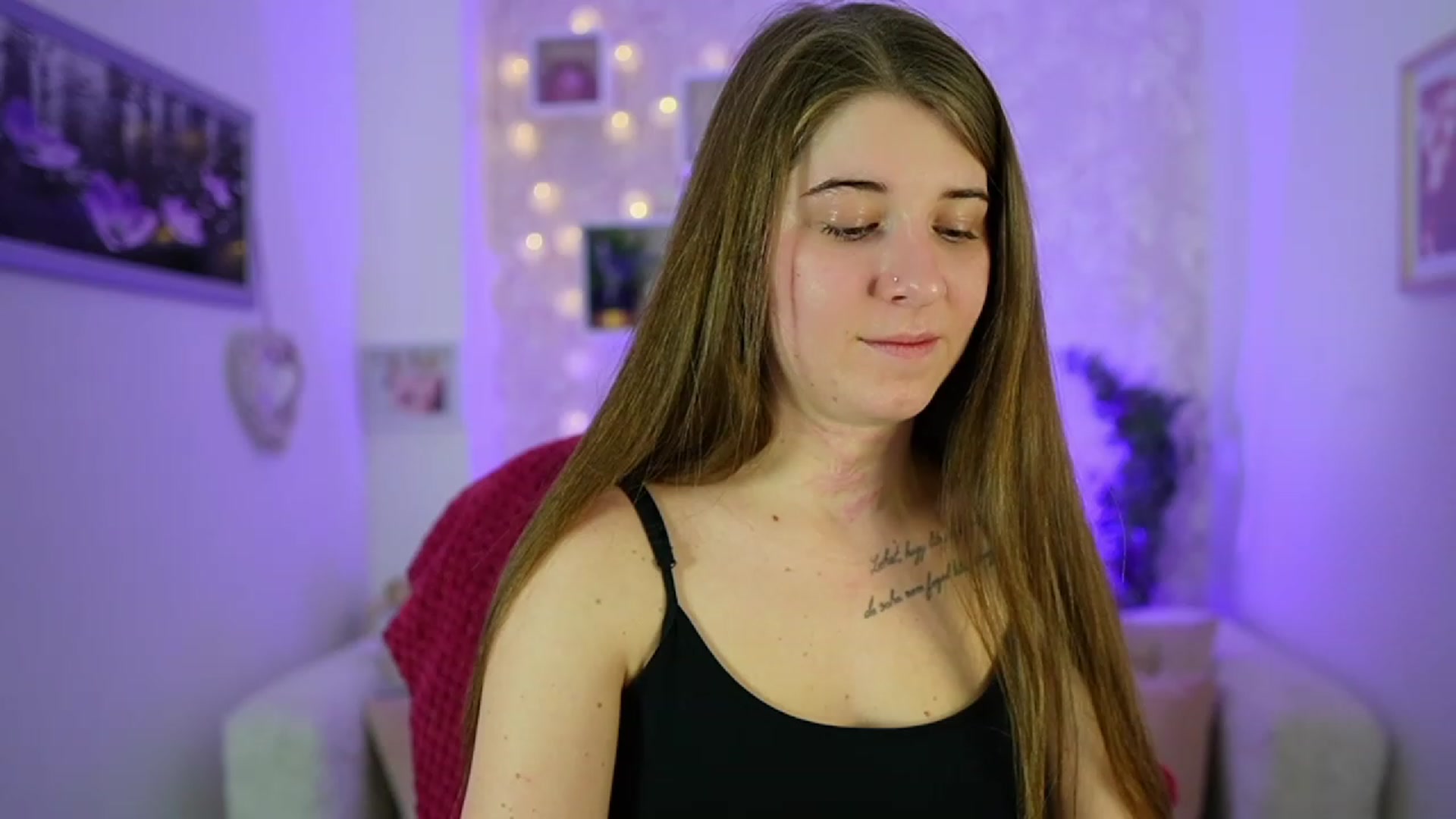 Gallery image thumbnail from Haley_Reed18's myfreecams stream on, 01/08/2024, 19:11 image 6 of 20