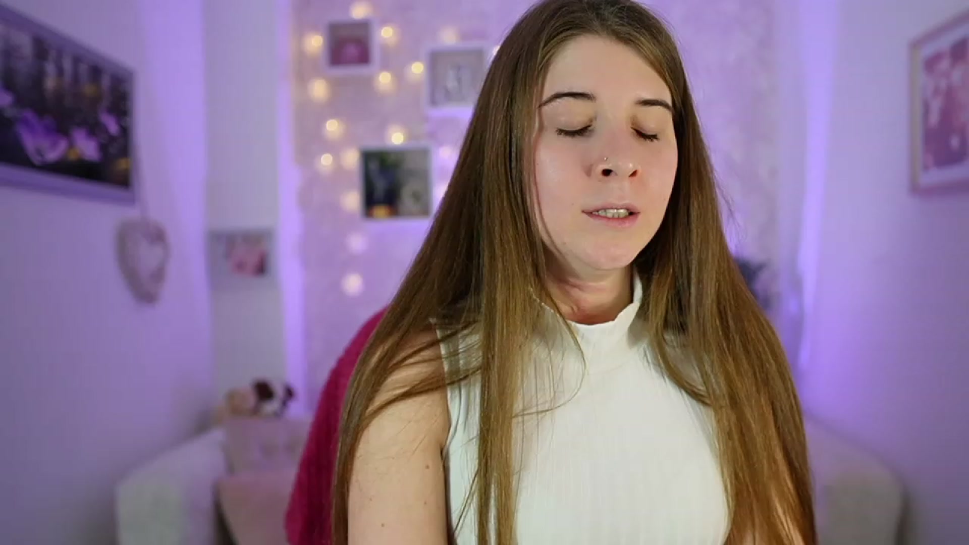 Gallery image thumbnail from Haley_Reed18's myfreecams stream on, 01/11/2024, 17:34 image 20 of 20
