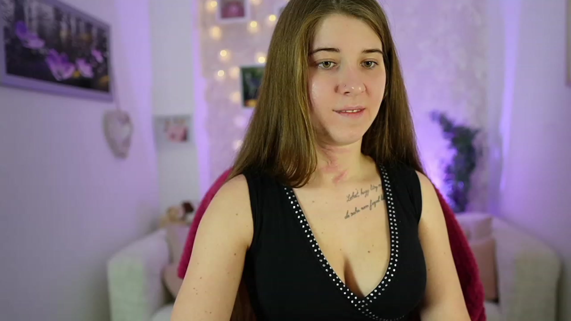 Gallery image thumbnail from Haley_Reed18's myfreecams stream on, 01/14/2024, 17:10 image 18 of 20