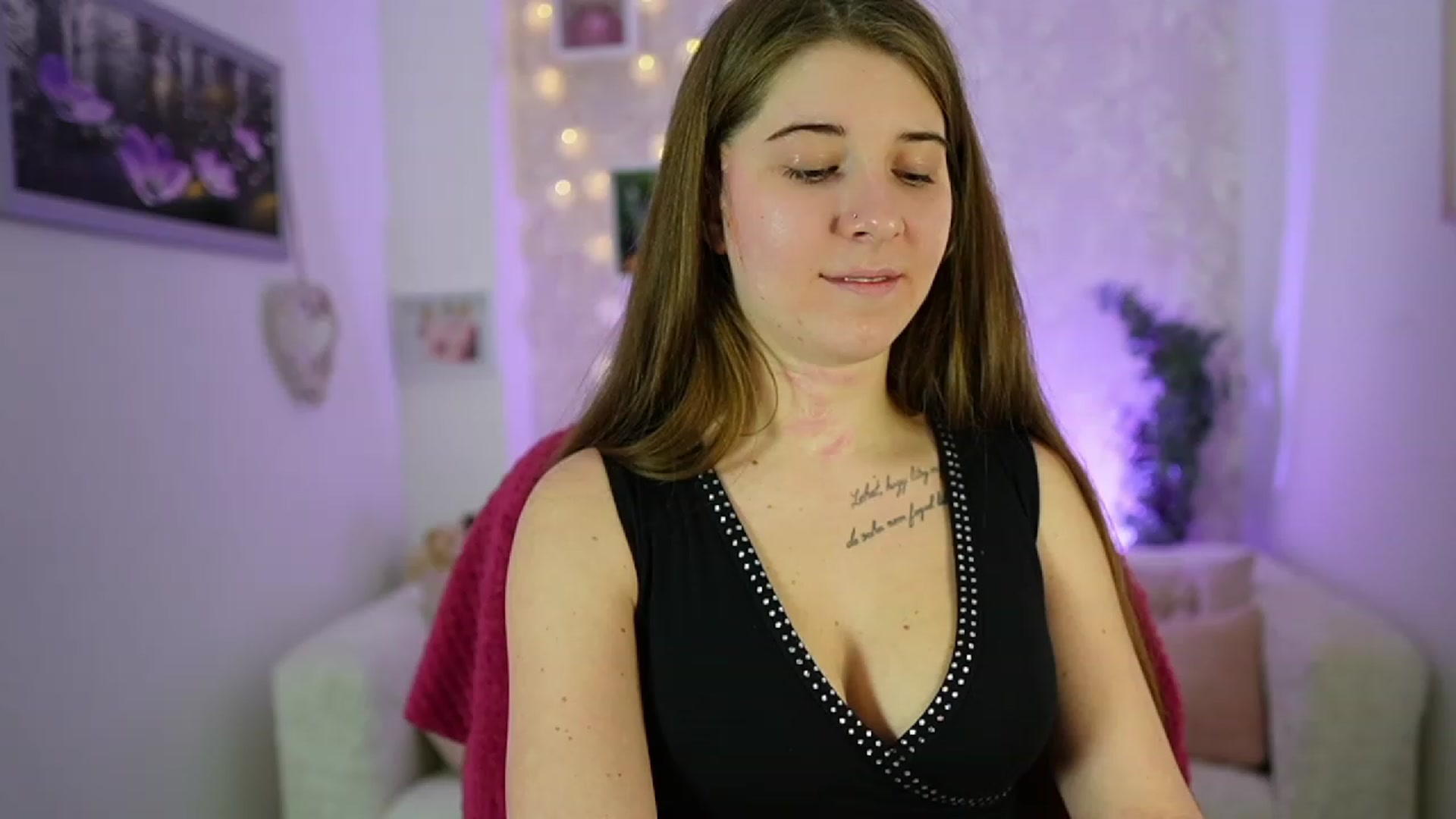 Gallery image thumbnail from Haley_Reed18's myfreecams stream on, 01/14/2024, 17:10 image 20 of 20