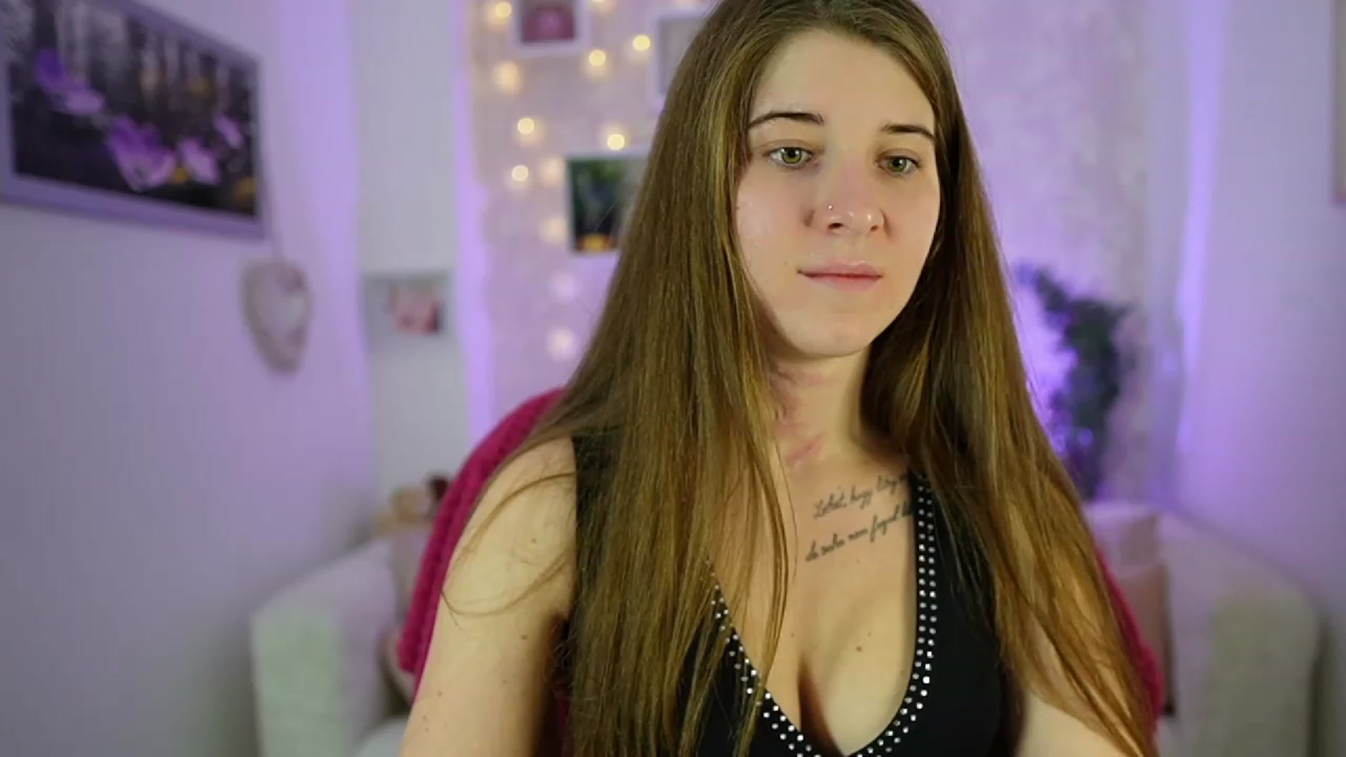 Gallery image thumbnail from Haley_Reed18's myfreecams stream on, 01/14/2024, 17:10 image 2 of 20