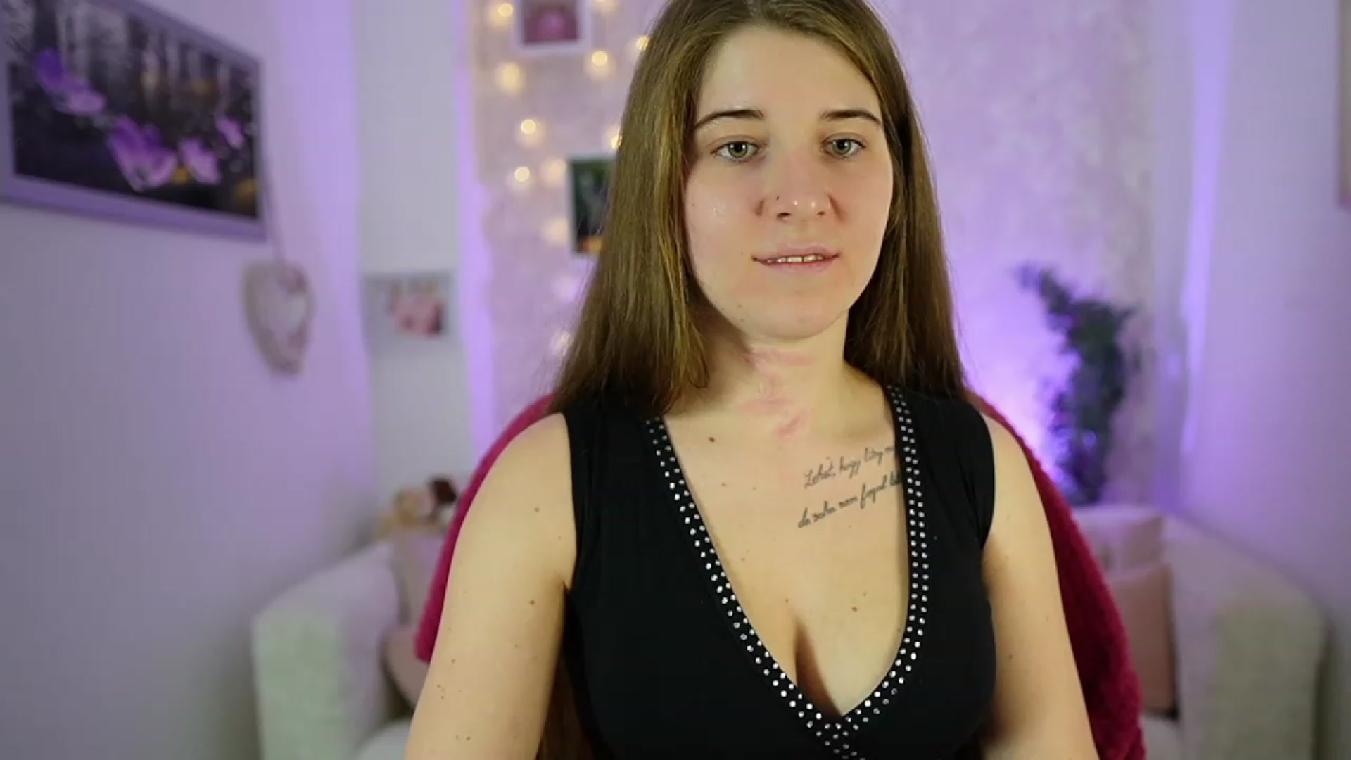 Gallery image thumbnail from Haley_Reed18's myfreecams stream on, 01/14/2024, 17:10 image 12 of 20