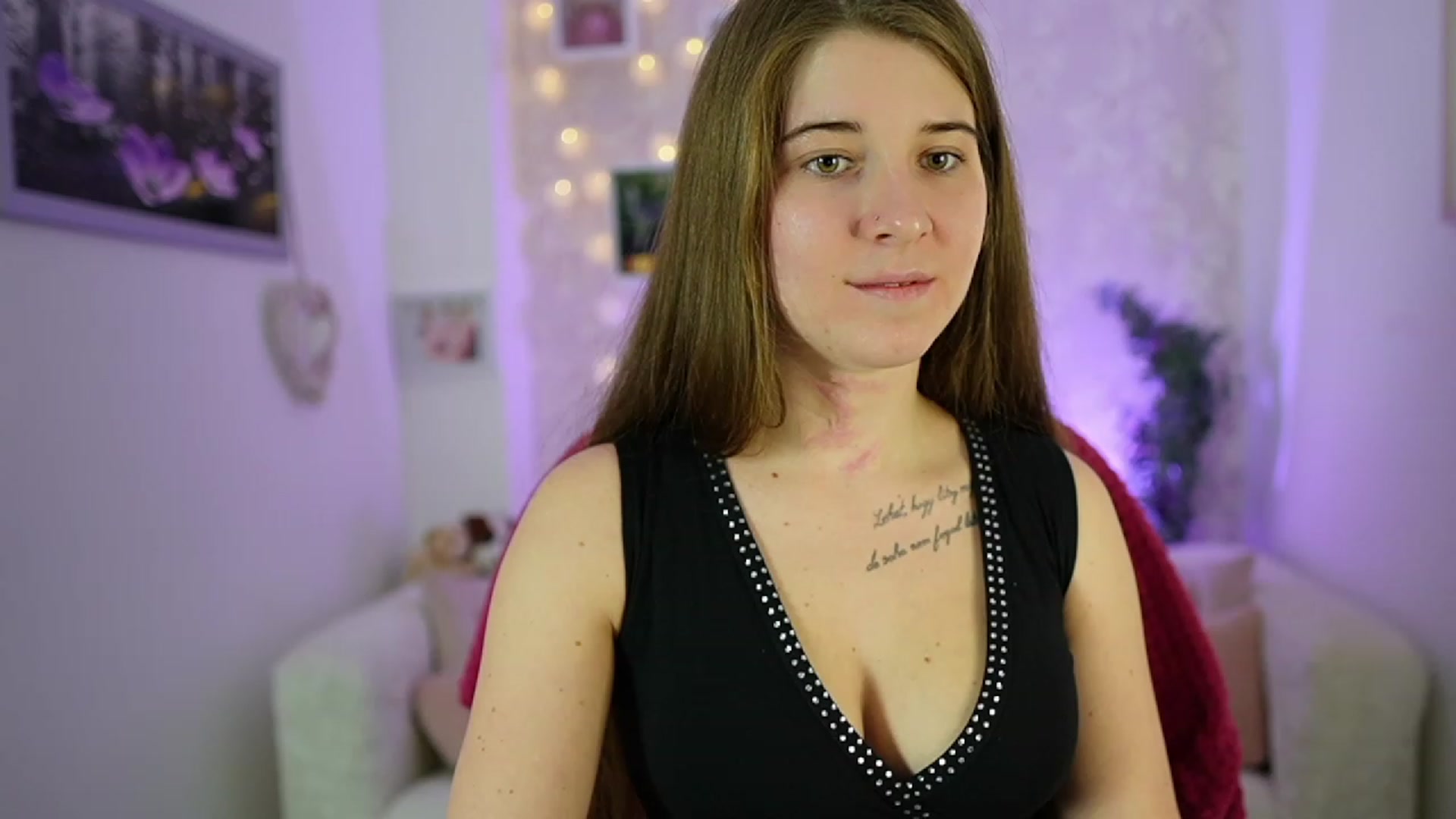 Gallery image thumbnail from Haley_Reed18's myfreecams stream on, 01/14/2024, 17:10 image 14 of 20