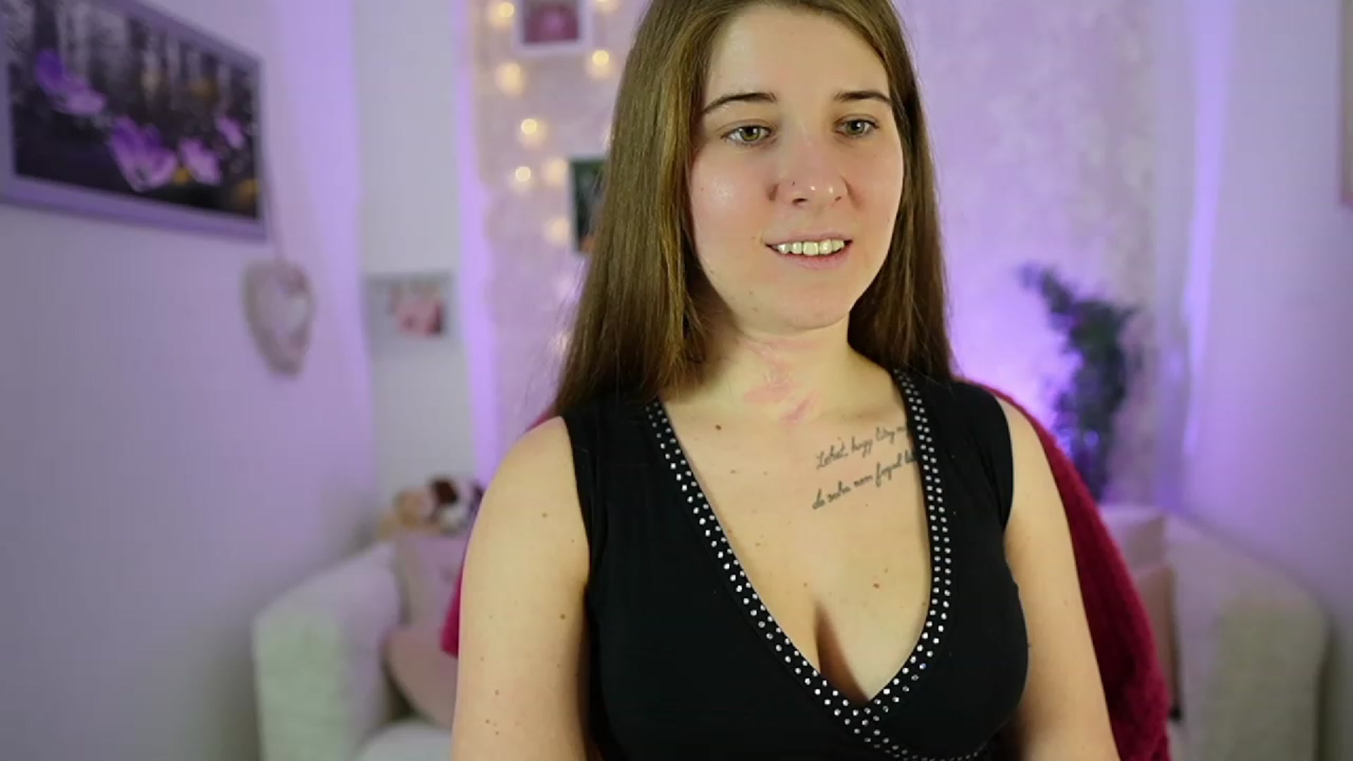 Gallery image thumbnail from Haley_Reed18's myfreecams stream on, 01/14/2024, 17:10 image 10 of 20
