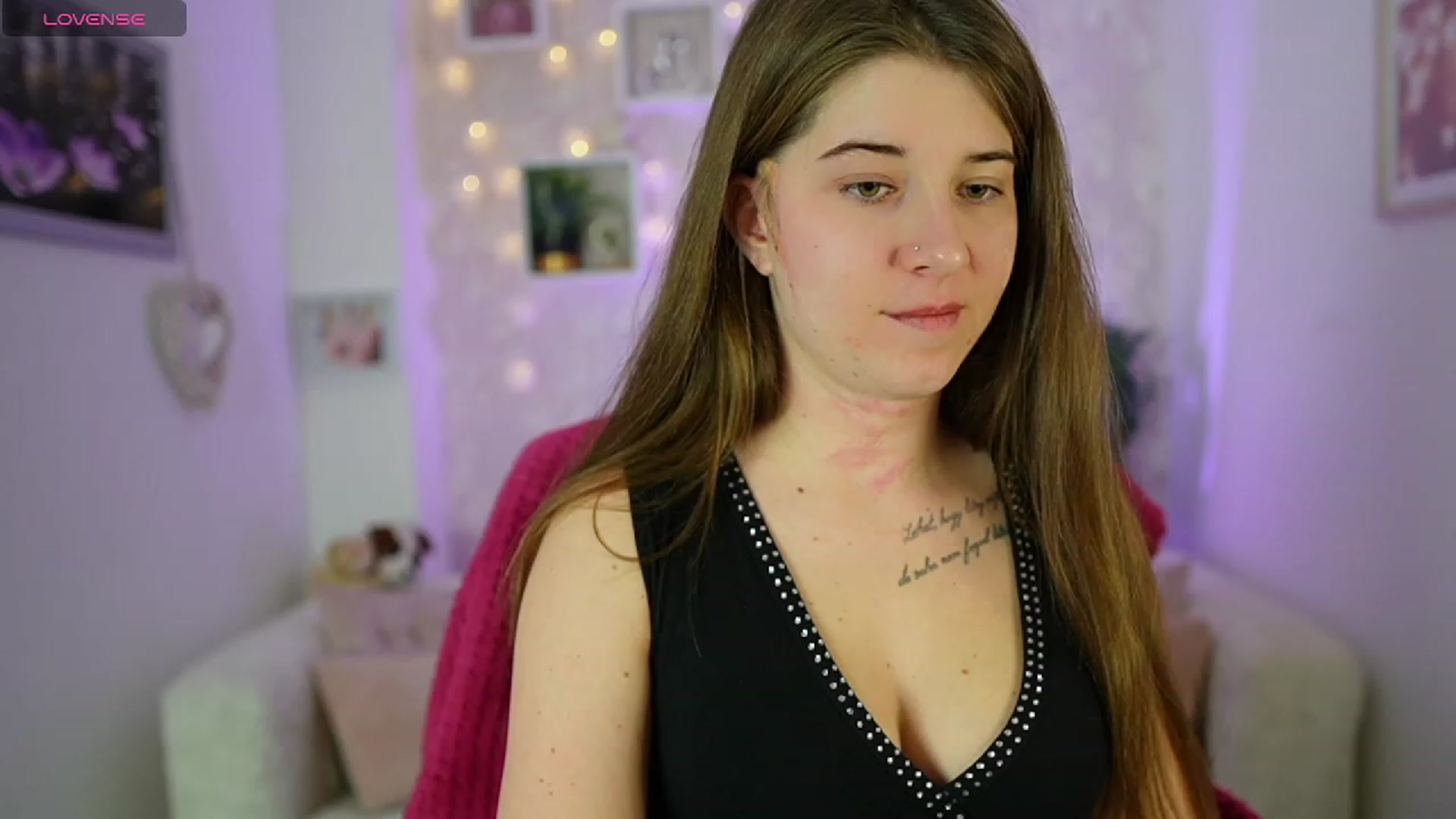 Gallery image thumbnail from Haley_Reed18's myfreecams stream on, 01/17/2024, 17:46 image 19 of 20
