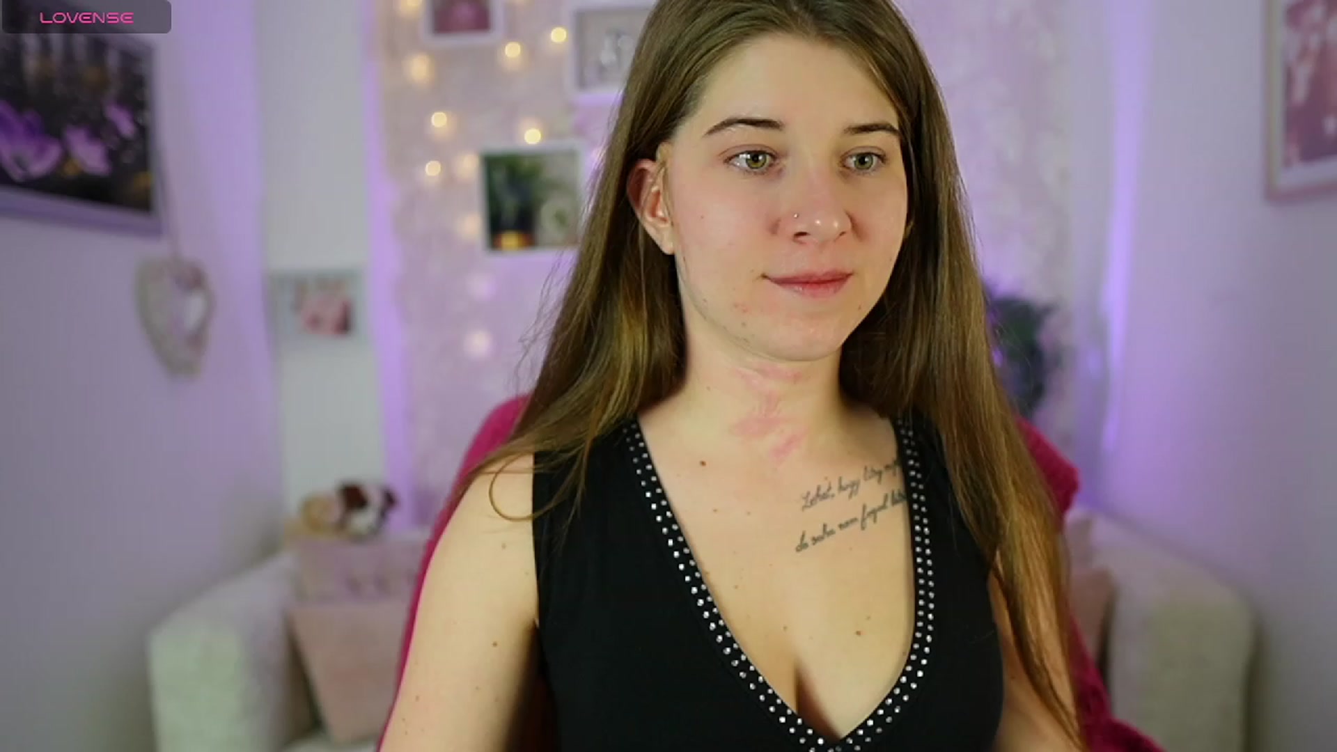 Gallery image thumbnail from Haley_Reed18's myfreecams stream on, 01/17/2024, 17:46 image 17 of 20