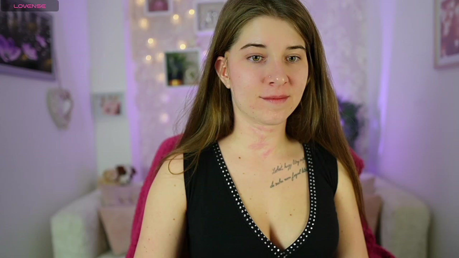 Gallery image thumbnail from Haley_Reed18's myfreecams stream on, 01/17/2024, 17:46 image 16 of 20