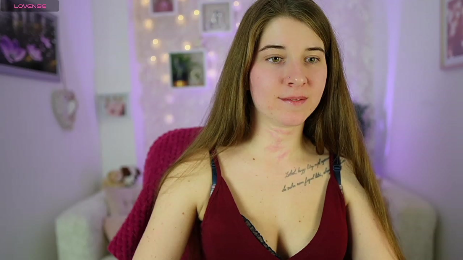 Gallery image thumbnail from Haley_Reed18's myfreecams stream on, 01/18/2024, 15:34 image 15 of 20
